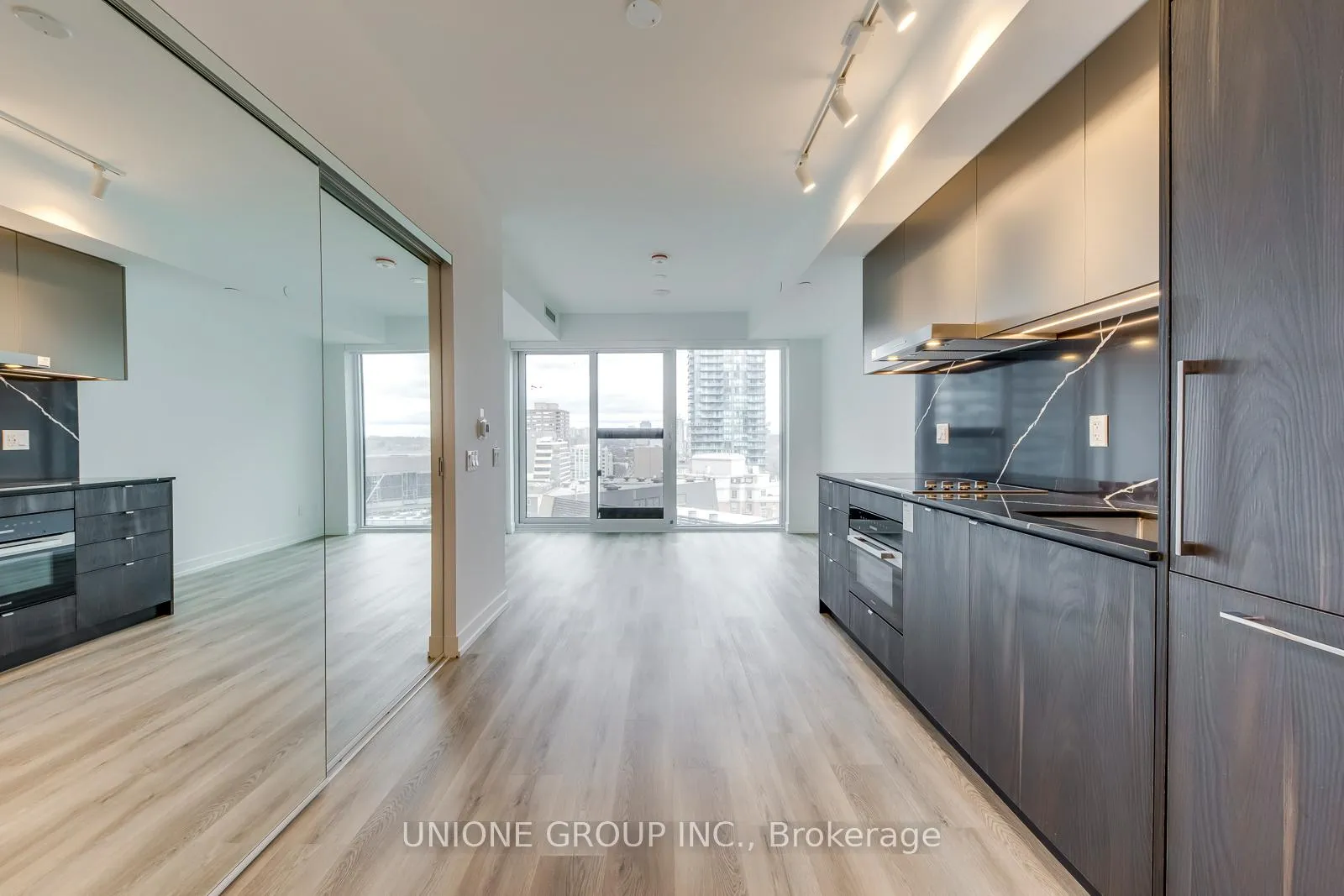 Photo 6 of Unit 1707, 771 Yonge Street, Toronto, Rosedale-Moore Park — HOMEH