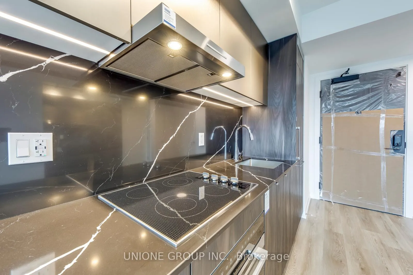 Photo 11 of Unit 1707, 771 Yonge Street, Toronto, Rosedale-Moore Park — HOMEH