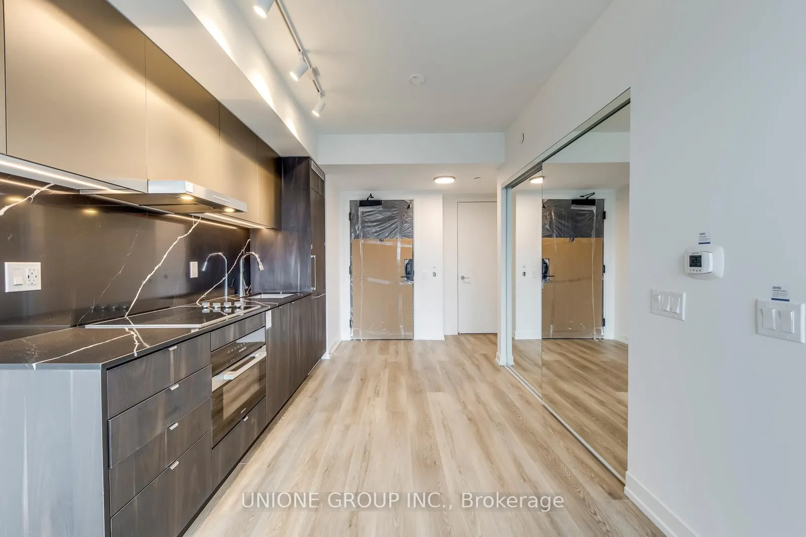 Photo 12 of Unit 1707, 771 Yonge Street, Toronto, Rosedale-Moore Park — HOMEH