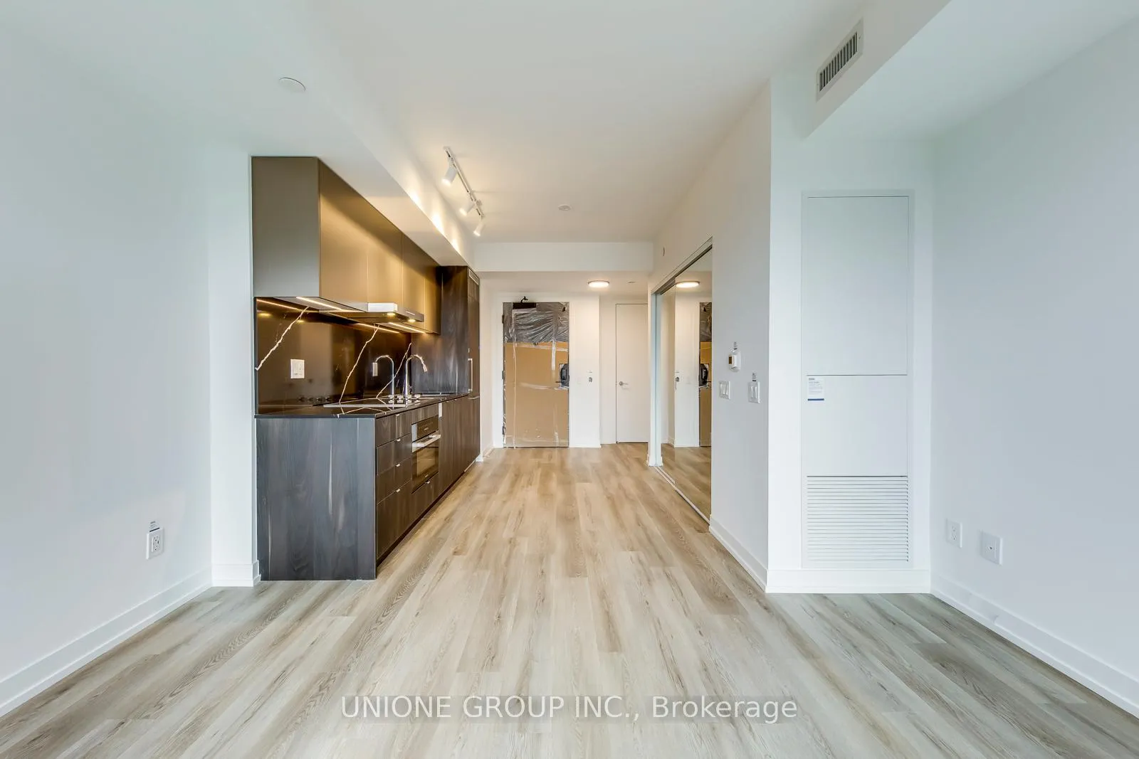Photo 16 of Unit 1707, 771 Yonge Street, Toronto, Rosedale-Moore Park — HOMEH