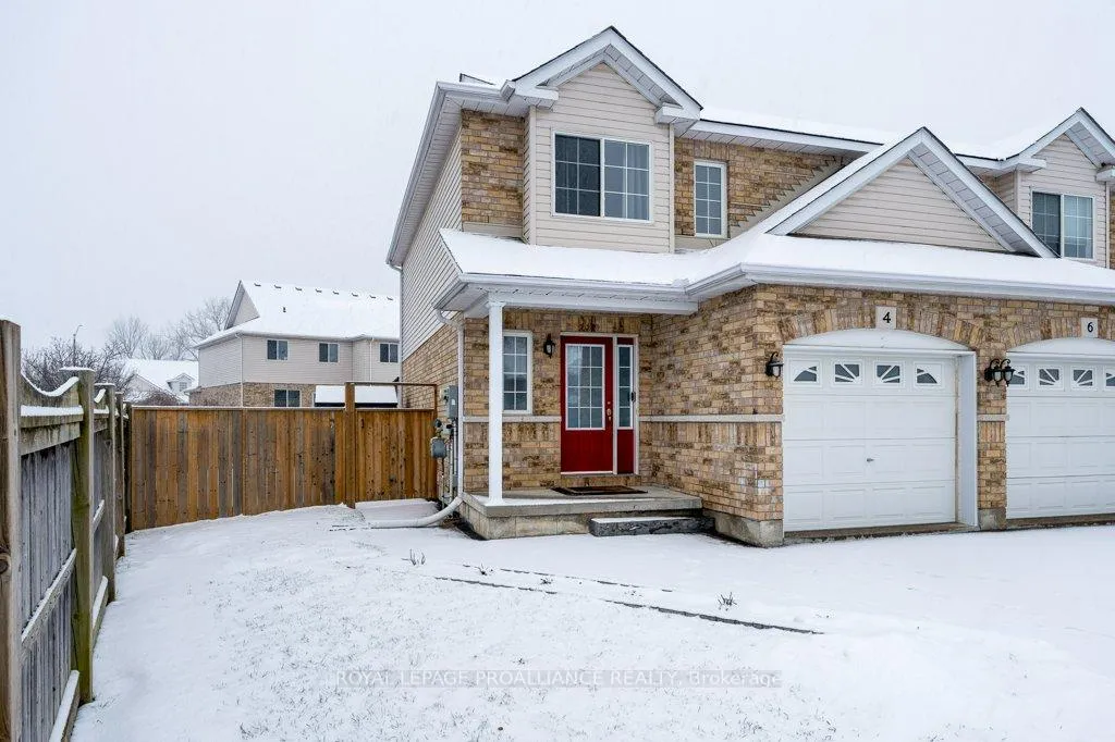 Front of 4 Ava Court