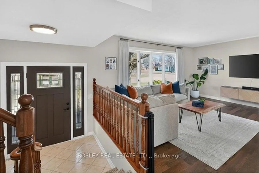 Photo 5 of 1 Tanner Circle, St. Catharines, Lakeshore — HOMEH