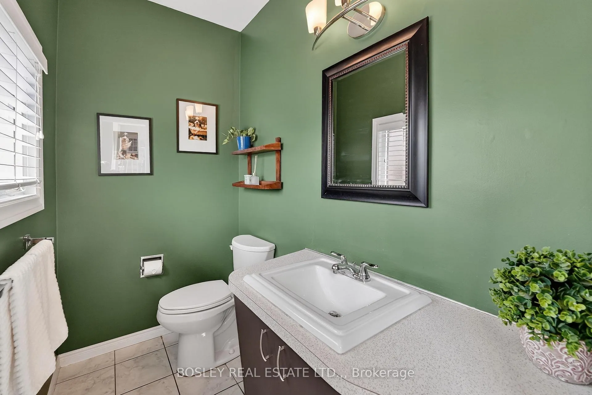 Photo 19 of 1 Tanner Circle, St. Catharines, Lakeshore — HOMEH