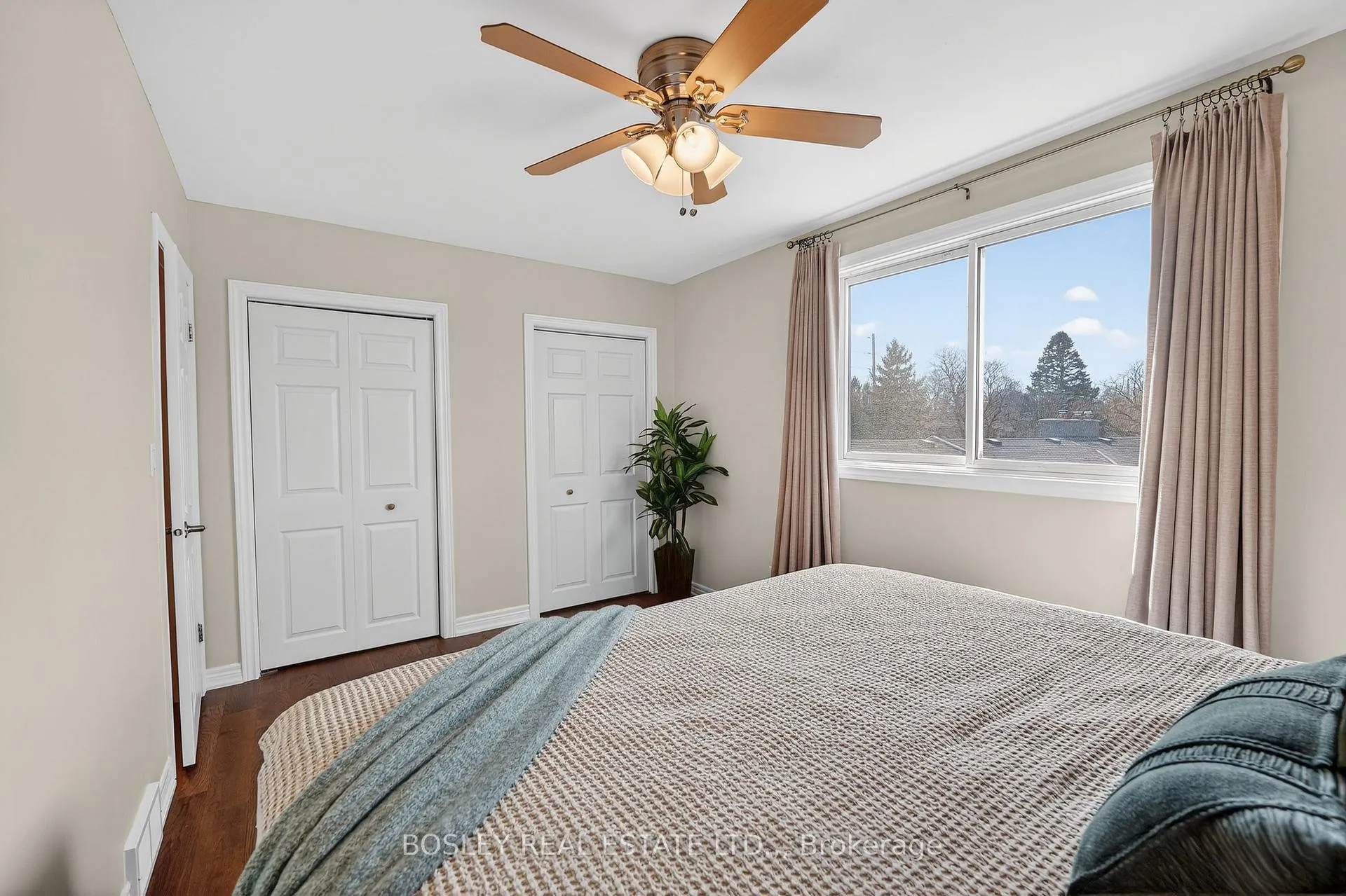 Photo 22 of 1 Tanner Circle, St. Catharines, Lakeshore — HOMEH