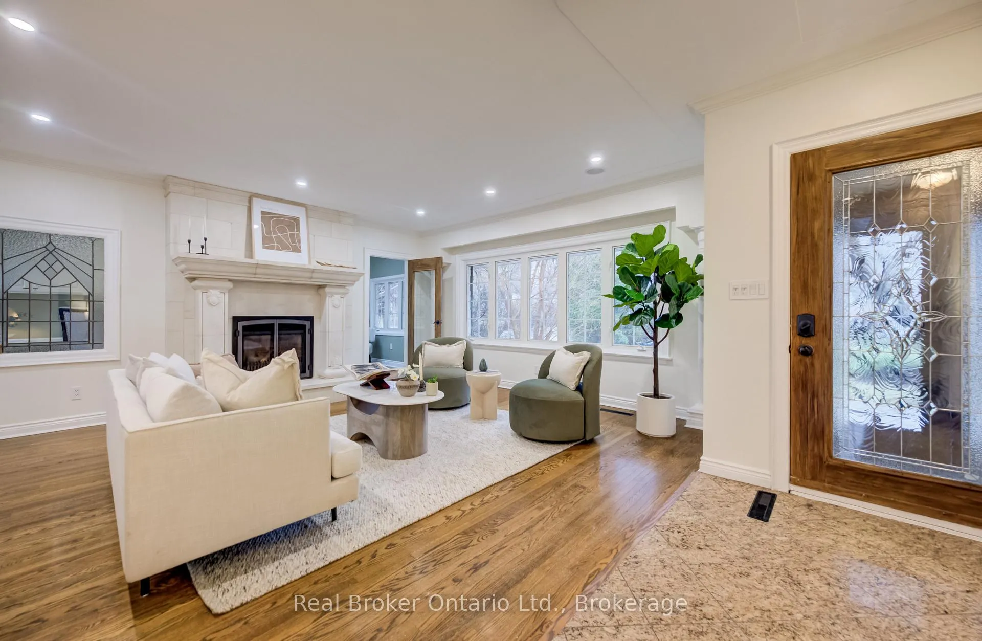 Photo 7 of 655 Ellengale Road, Burlington, LaSalle — HOMEH