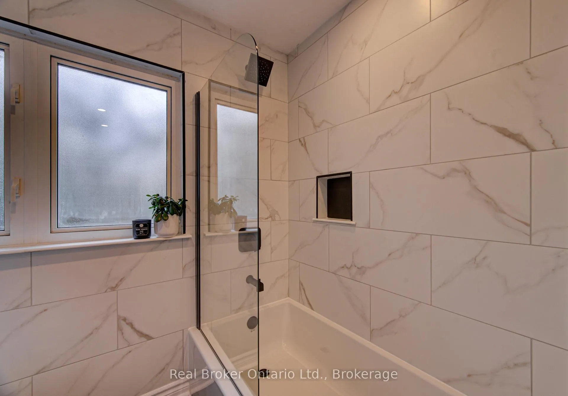 Photo 25 of 655 Ellengale Road, Burlington, LaSalle — HOMEH