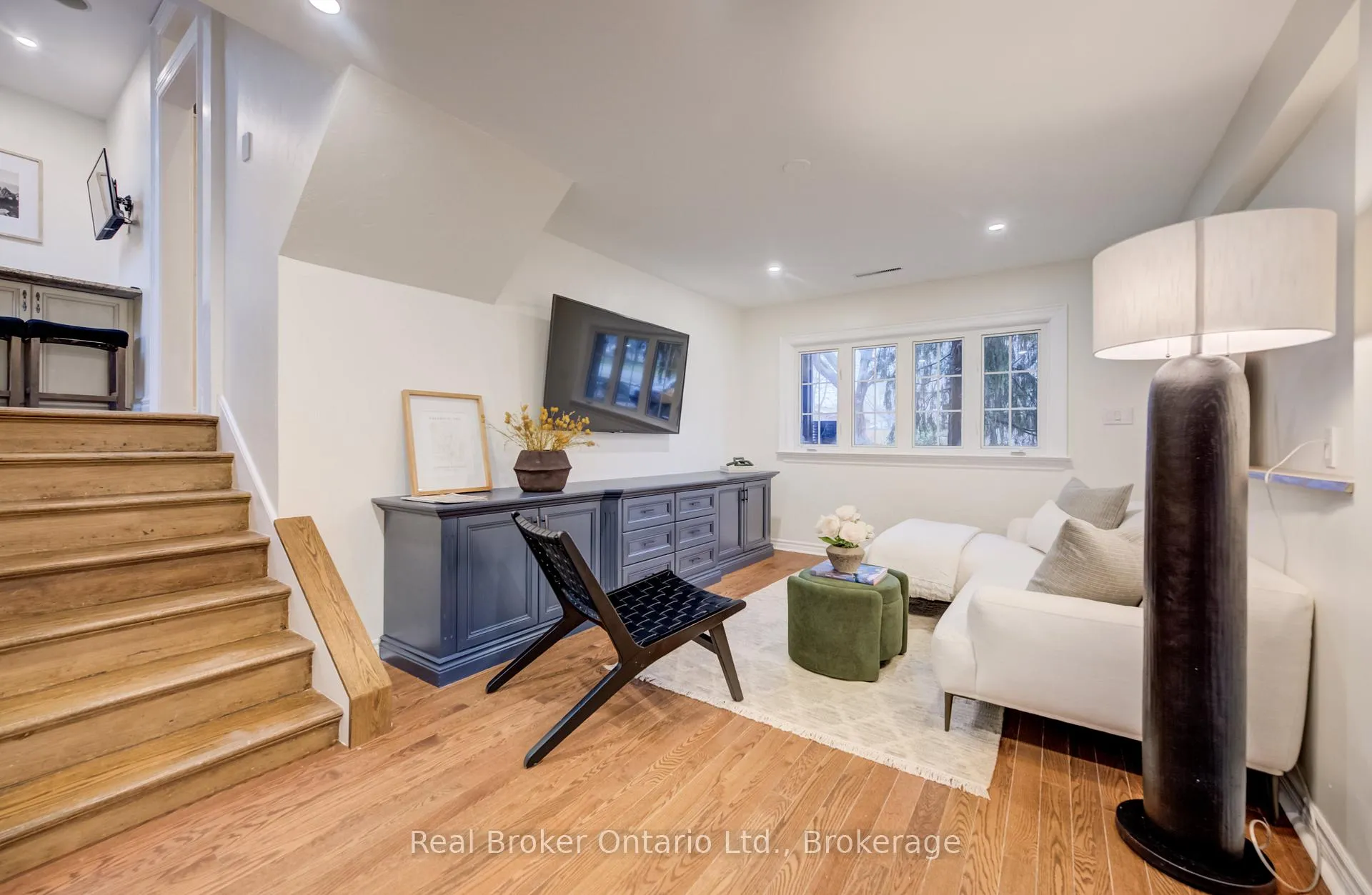 Photo 34 of 655 Ellengale Road, Burlington, LaSalle — HOMEH