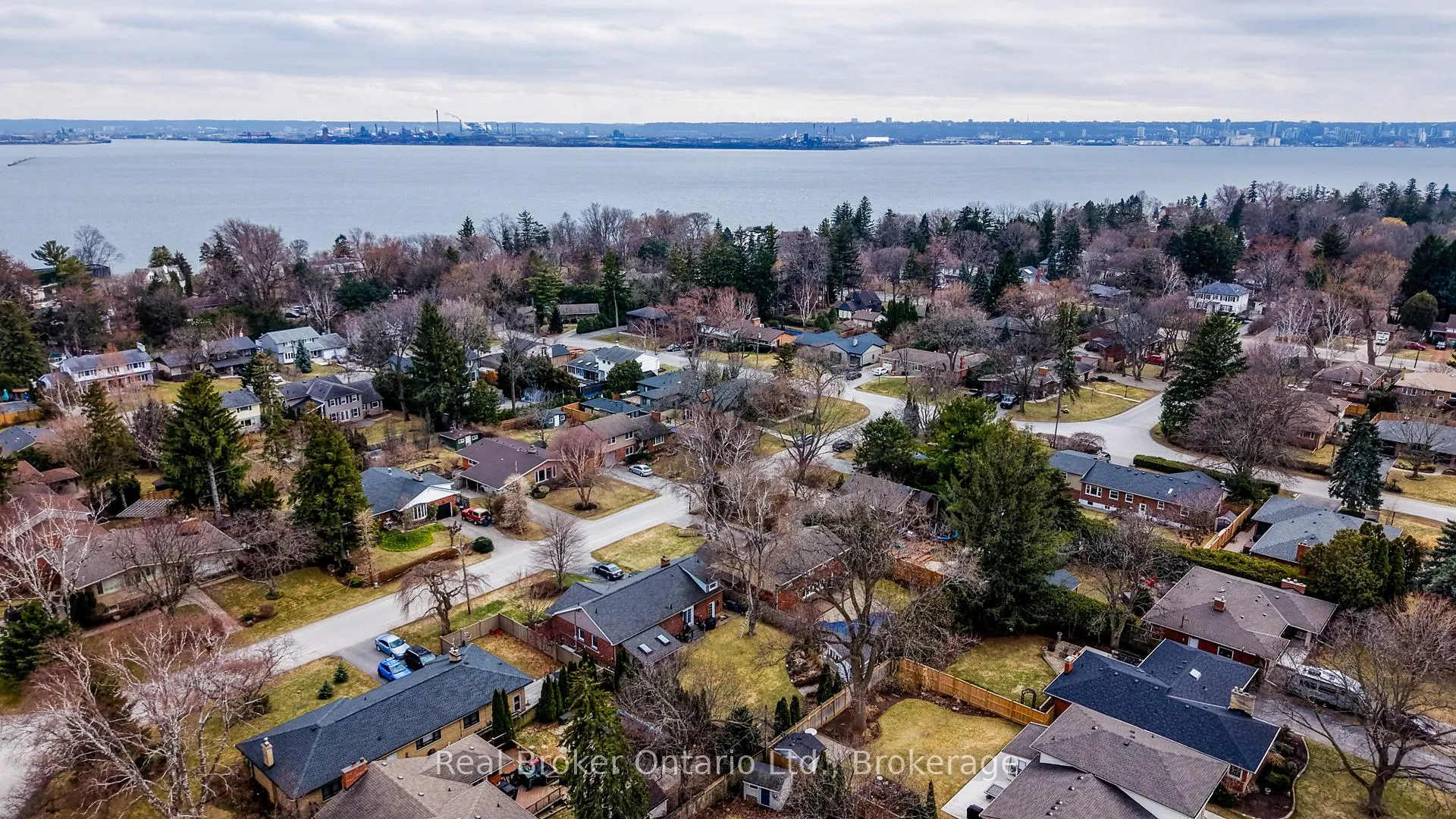 Photo 42 of 655 Ellengale Road, Burlington, LaSalle — HOMEH