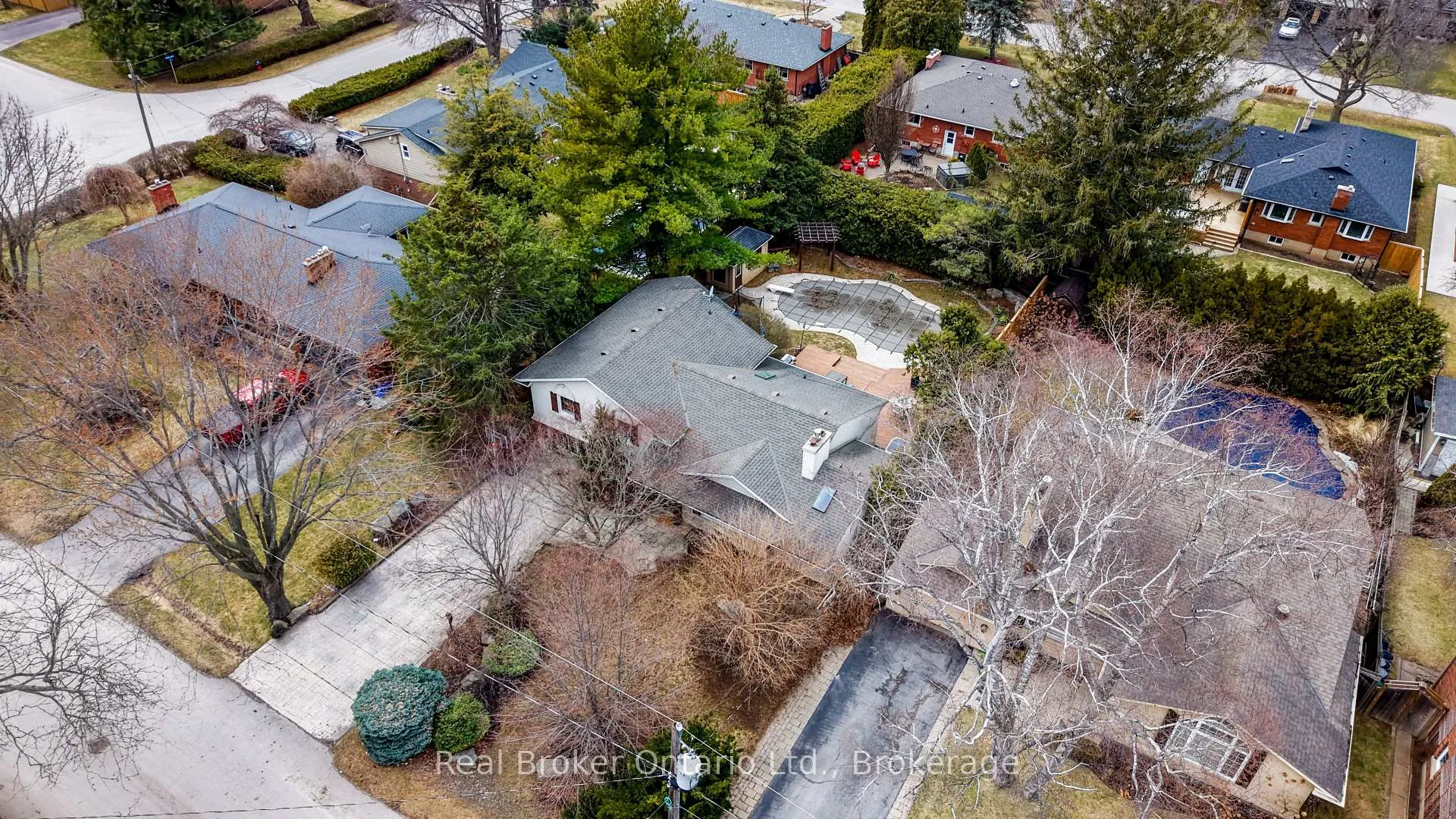 Photo 43 of 655 Ellengale Road, Burlington, LaSalle — HOMEH