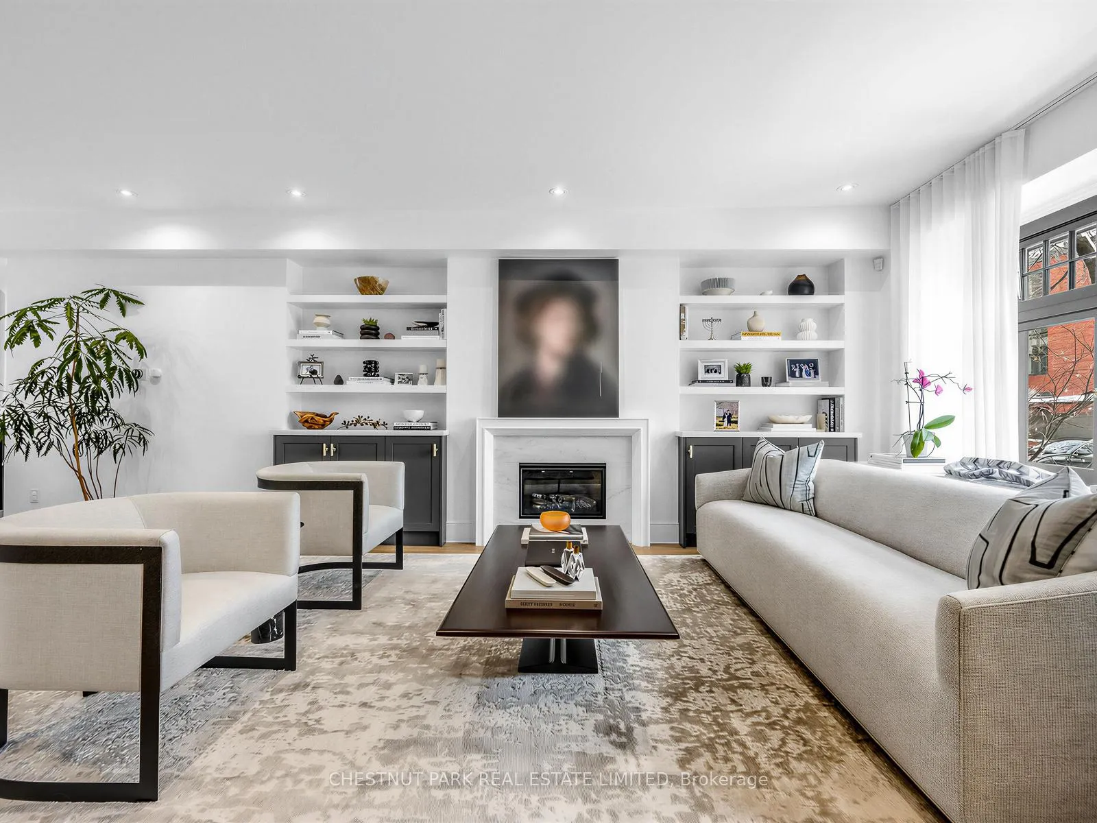 Photo 3 of 35 Castle Frank Road, Toronto, Rosedale-Moore Park — HOMEH