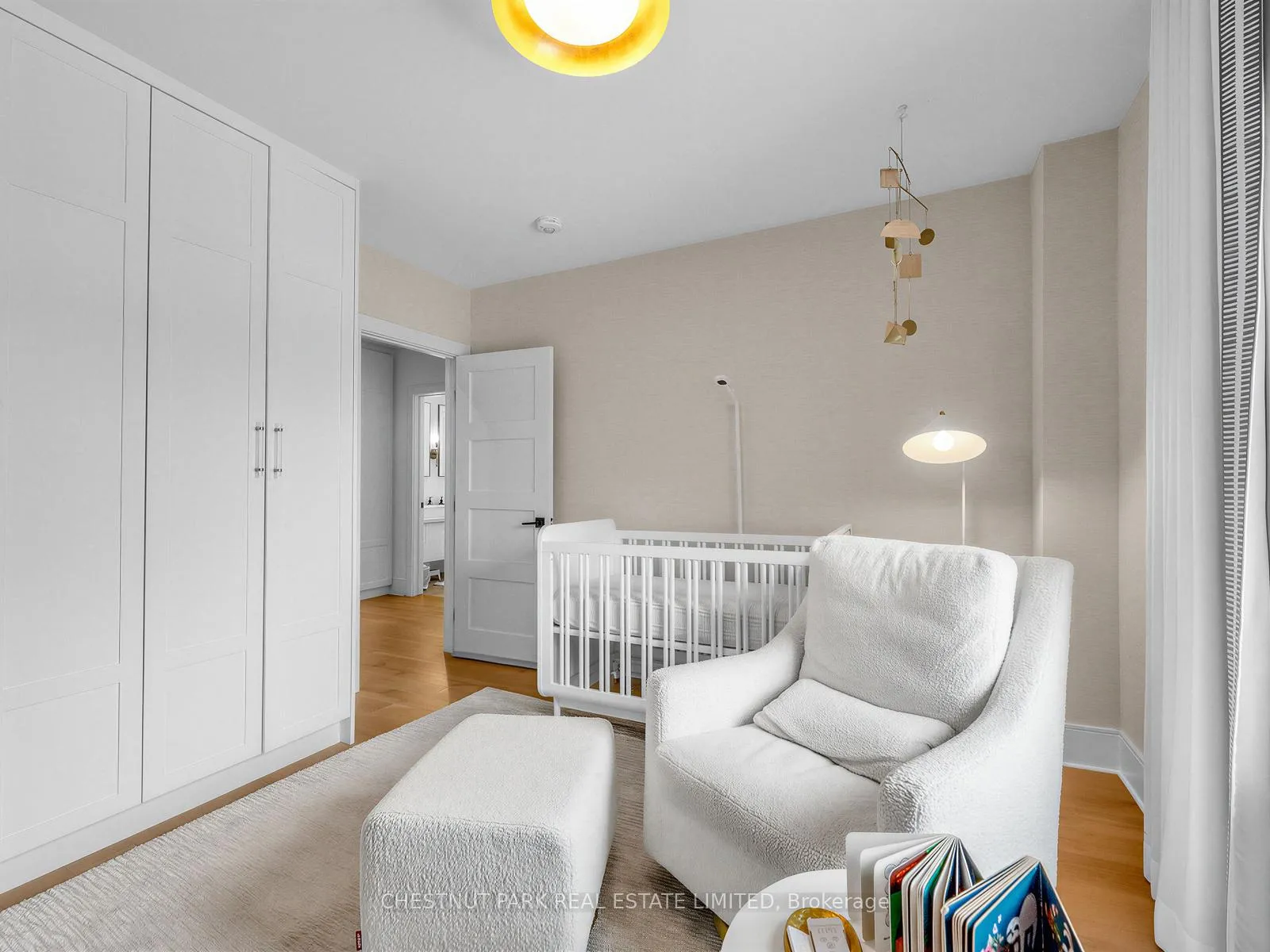 Photo 22 of 35 Castle Frank Road, Toronto, Rosedale-Moore Park — HOMEH
