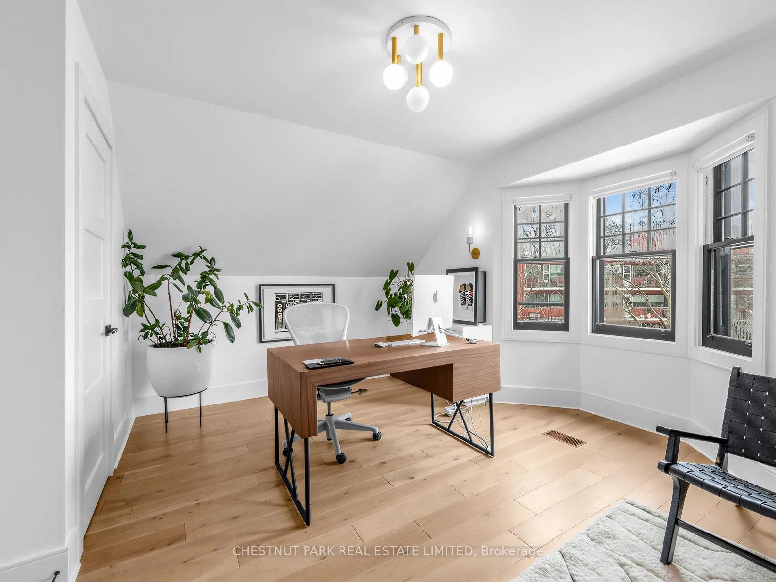 Photo 25 of 35 Castle Frank Road, Toronto, Rosedale-Moore Park — HOMEH