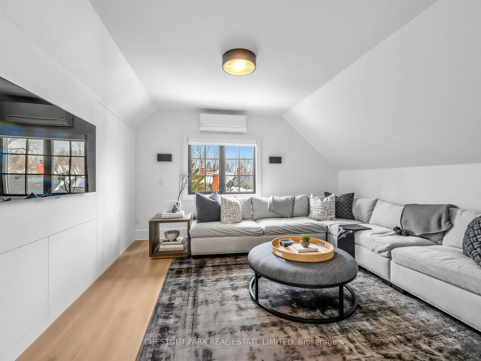 Photo 28 of 35 Castle Frank Road, Toronto, Rosedale-Moore Park — HOMEH