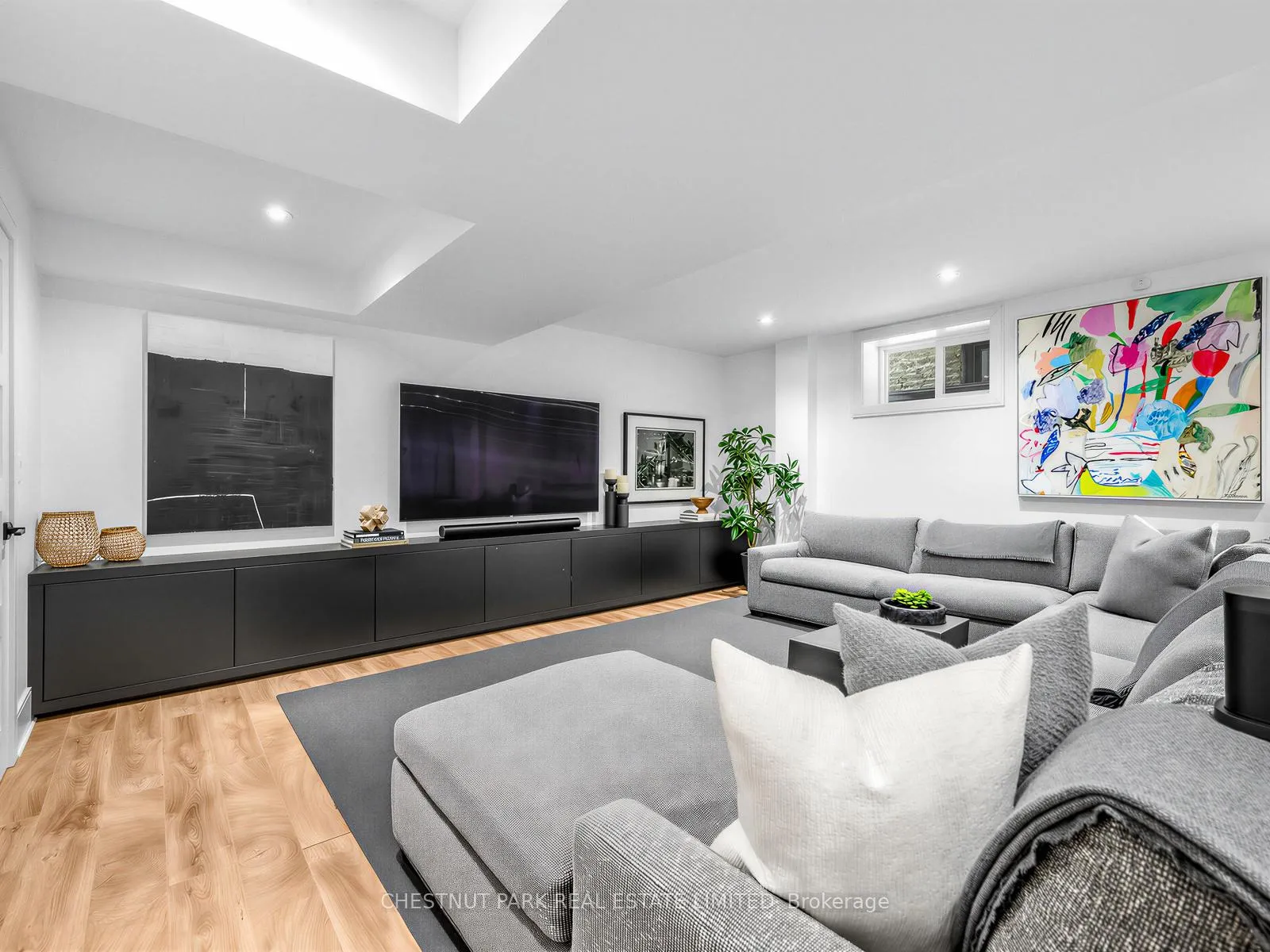 Photo 31 of 35 Castle Frank Road, Toronto, Rosedale-Moore Park — HOMEH