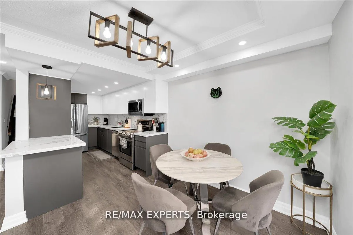 Photo 10 of Unit 2115, 11 Wincott Drive, Etobicoke, Kingsview Village-The Westway — HOMEH