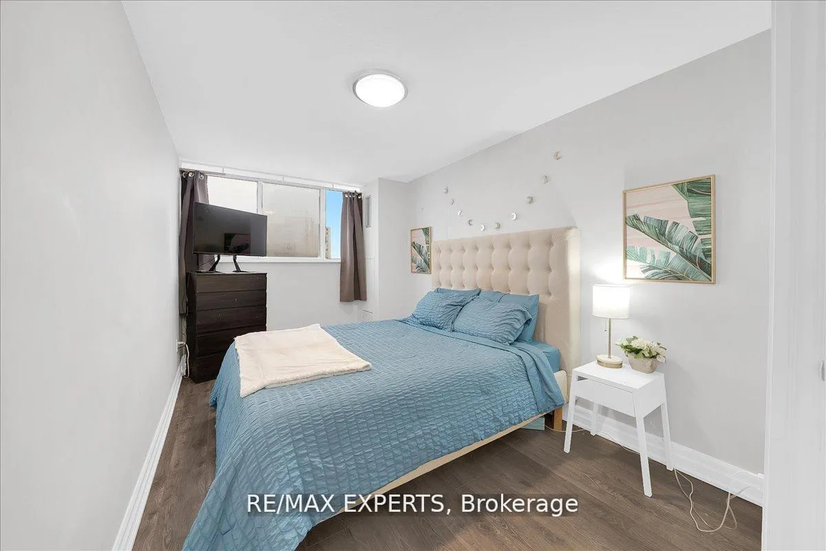 Photo 24 of Unit 2115, 11 Wincott Drive, Etobicoke, Kingsview Village-The Westway — HOMEH