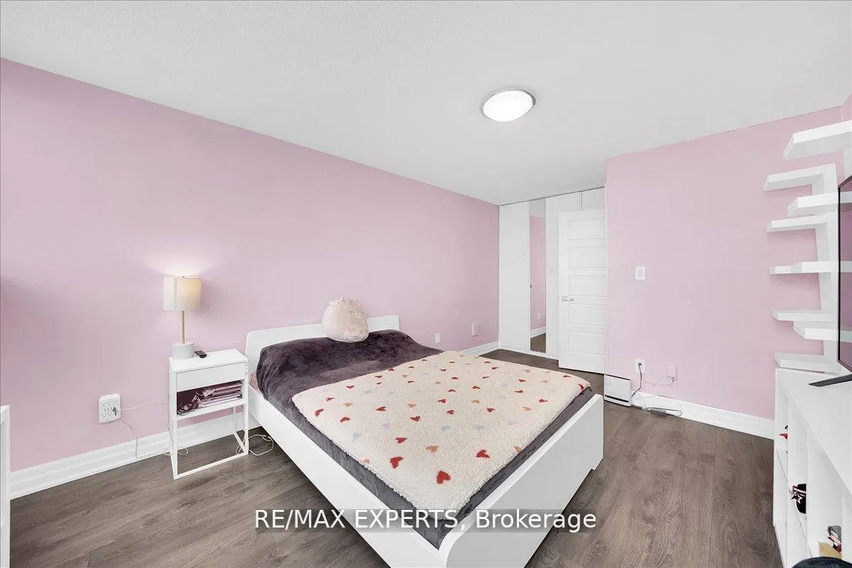 Photo 27 of Unit 2115, 11 Wincott Drive, Etobicoke, Kingsview Village-The Westway — HOMEH