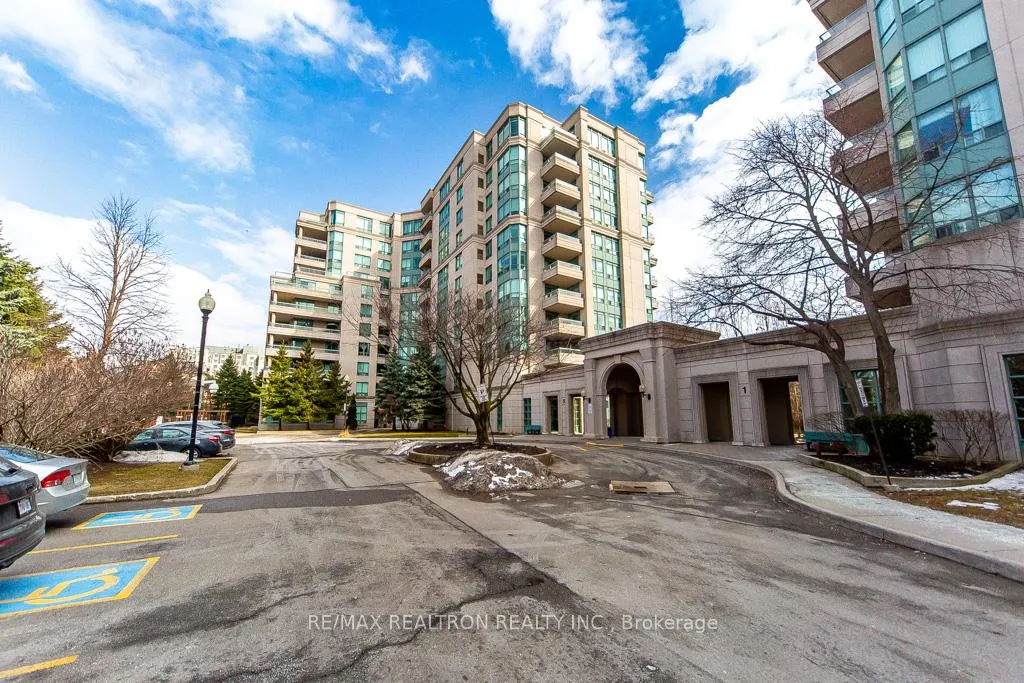 Photo 5 of Unit 306, 5 Emerald Lane, Vaughan, Crestwood-Springfarm-Yorkhill — HOMEH