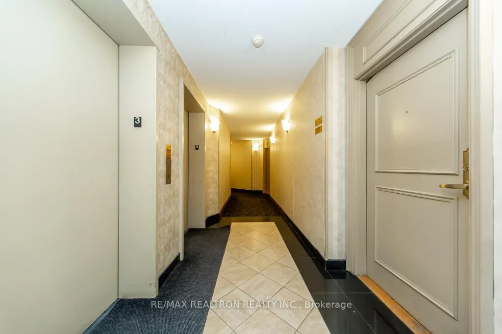 Photo 9 of Unit 306, 5 Emerald Lane, Vaughan, Crestwood-Springfarm-Yorkhill — HOMEH