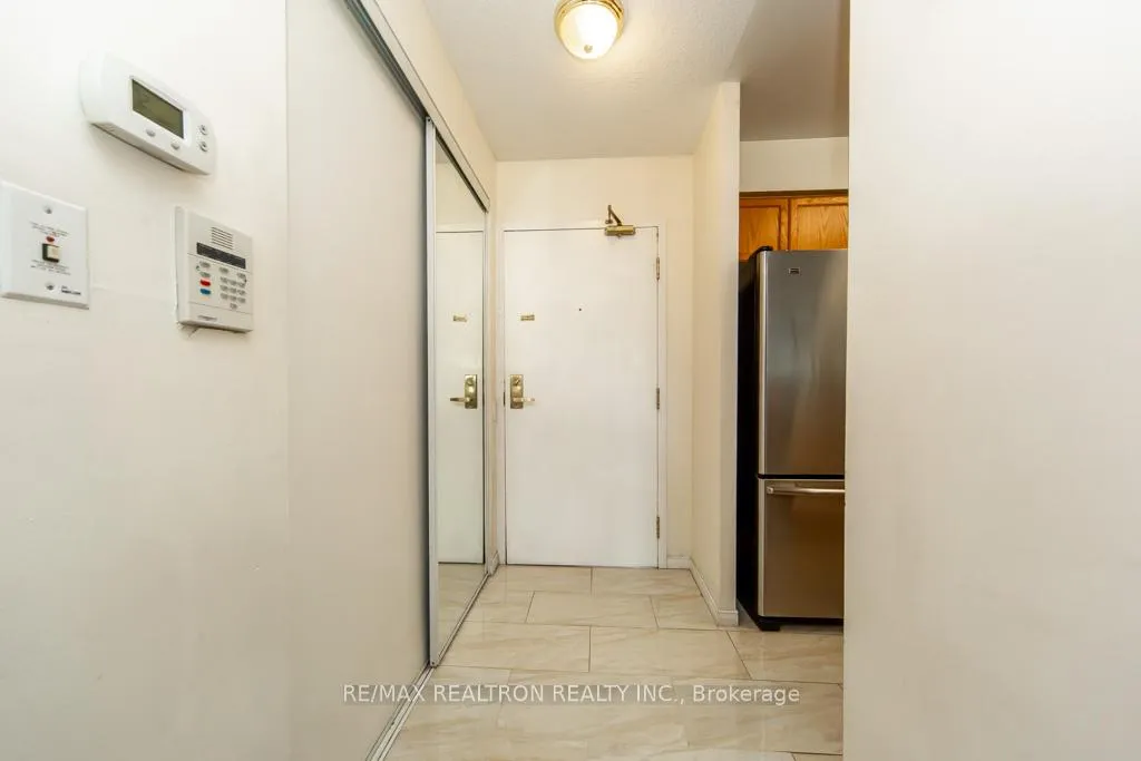 Photo 20 of Unit 306, 5 Emerald Lane, Vaughan, Crestwood-Springfarm-Yorkhill — HOMEH