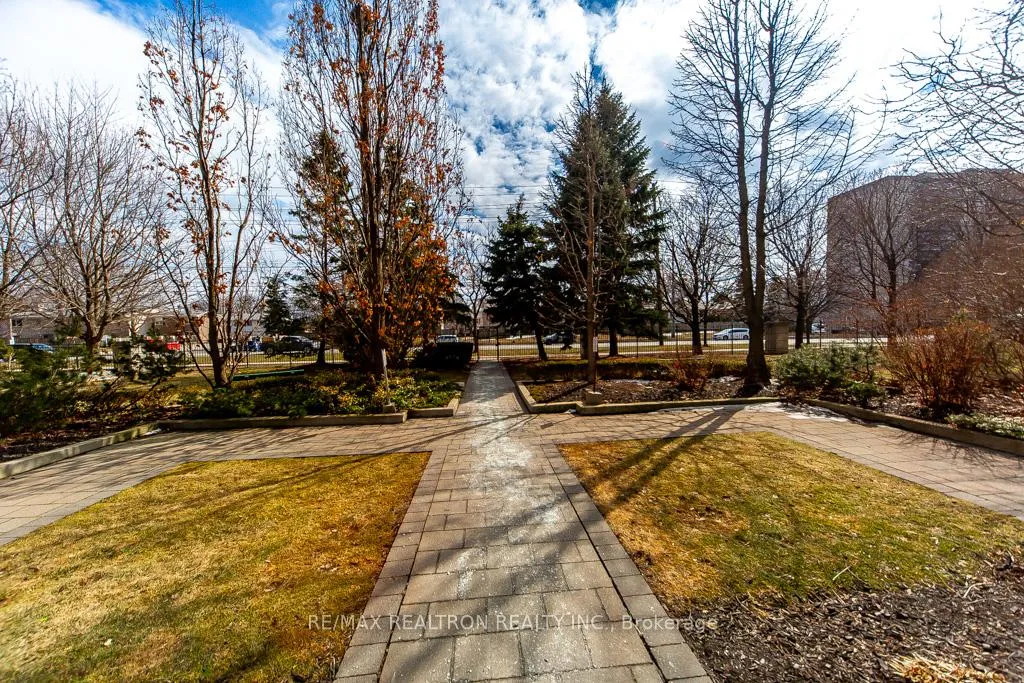 Photo 42 of Unit 306, 5 Emerald Lane, Vaughan, Crestwood-Springfarm-Yorkhill — HOMEH
