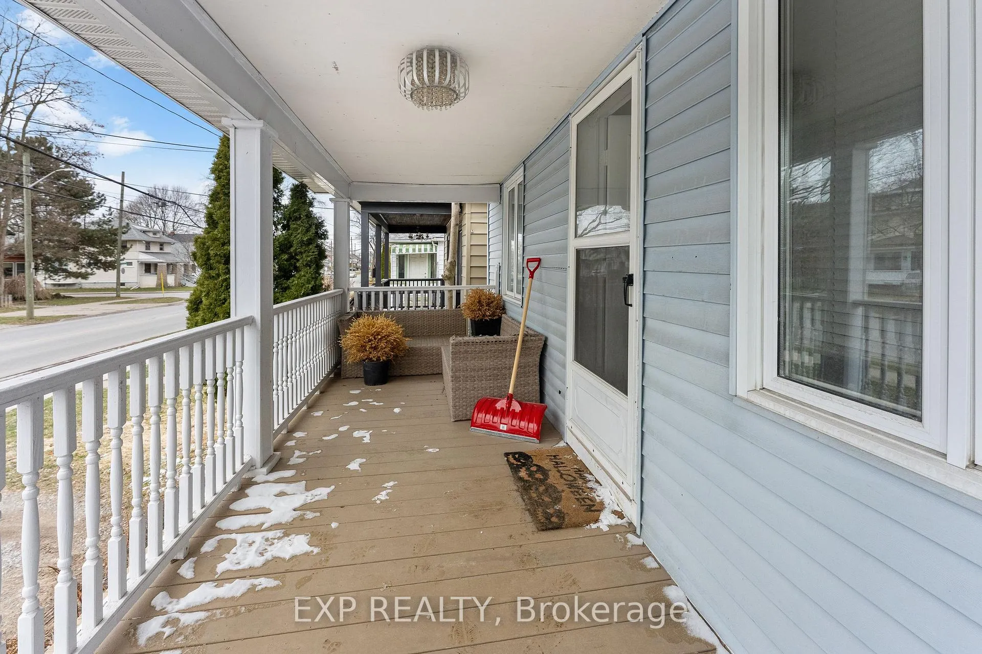 Photo 2 of 198 Geneva Street, St. Catharines, Downtown — HOMEH