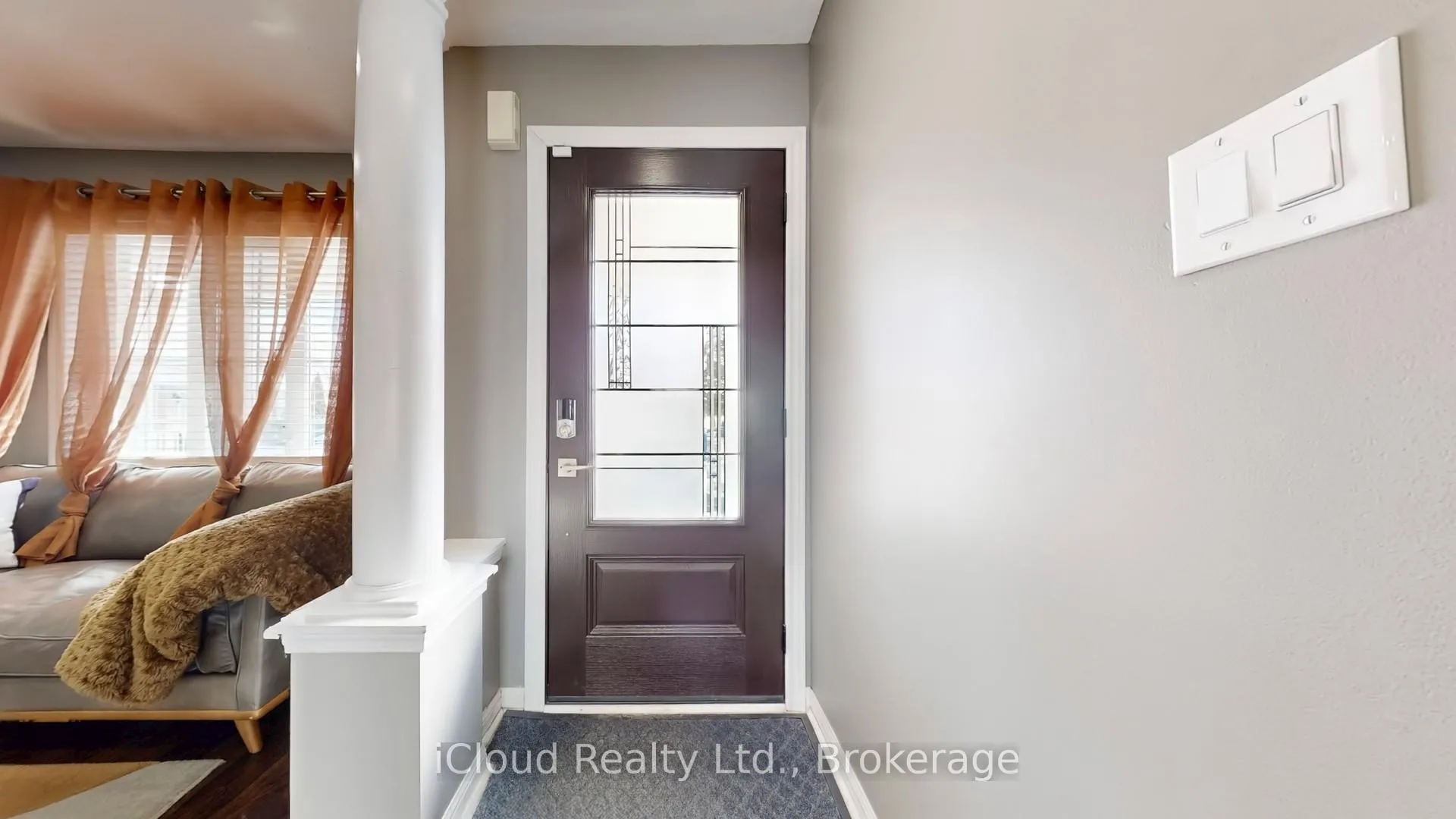Photo 16 of 52 Tianalee Crescent, Brampton, Fletcher's Meadow — HOMEH