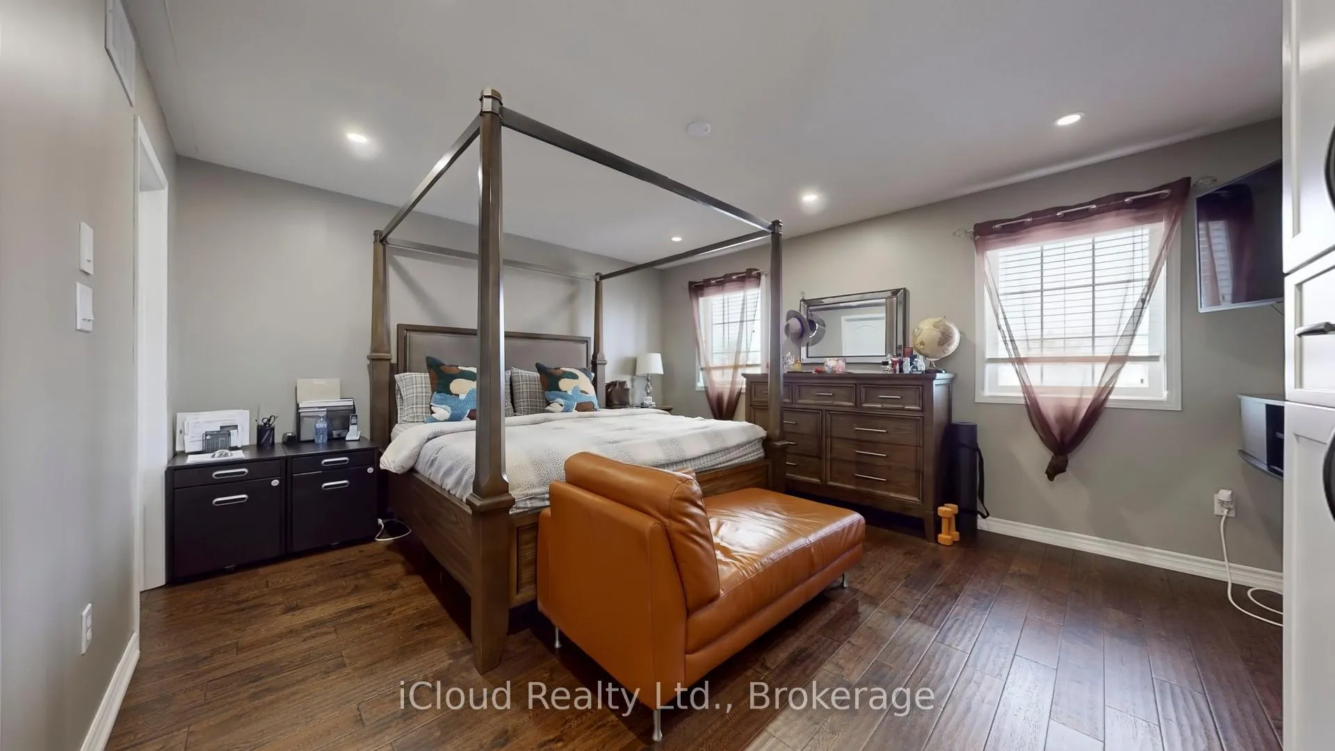Photo 18 of 52 Tianalee Crescent, Brampton, Fletcher's Meadow — HOMEH