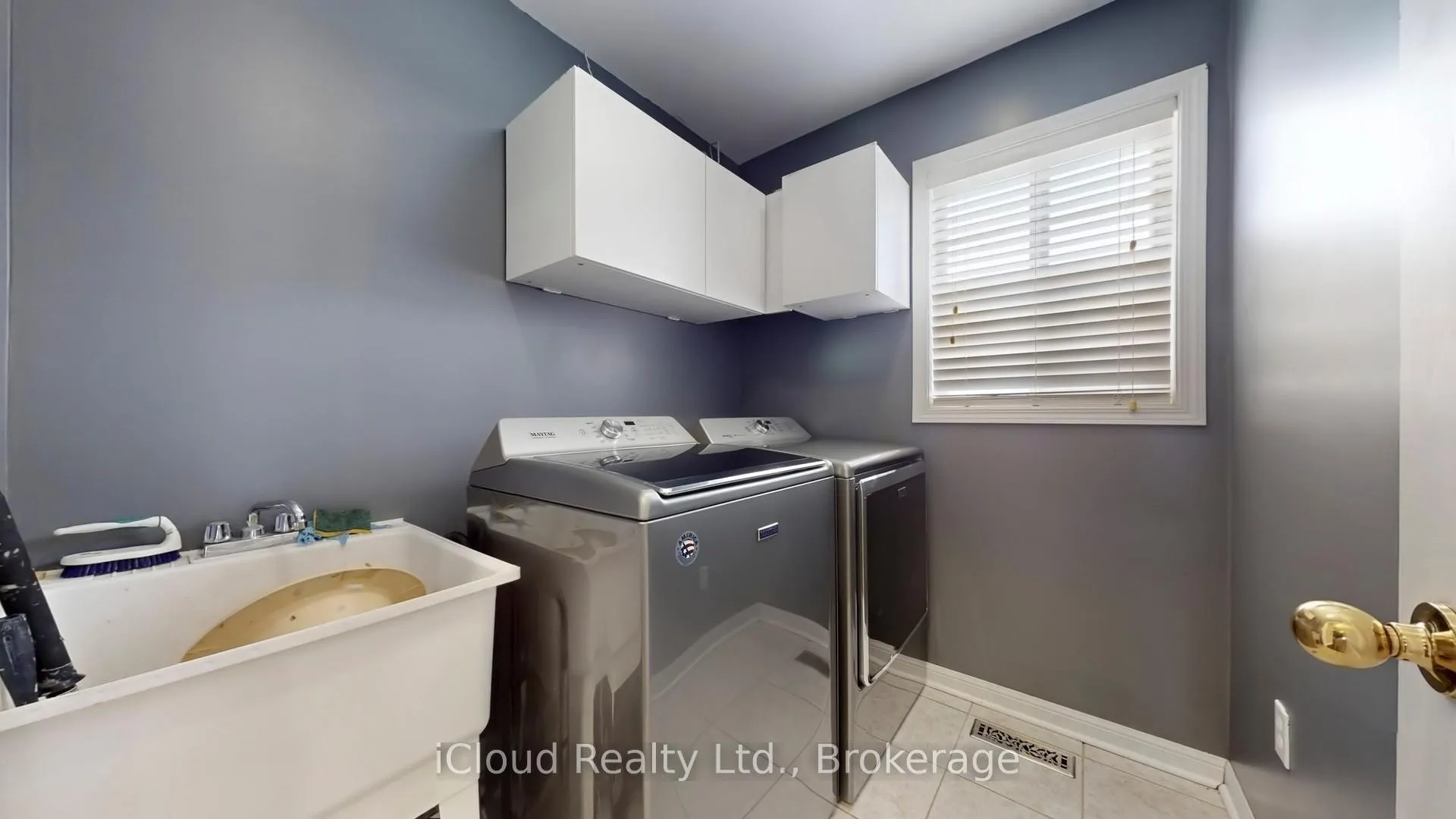 Photo 29 of 52 Tianalee Crescent, Brampton, Fletcher's Meadow — HOMEH