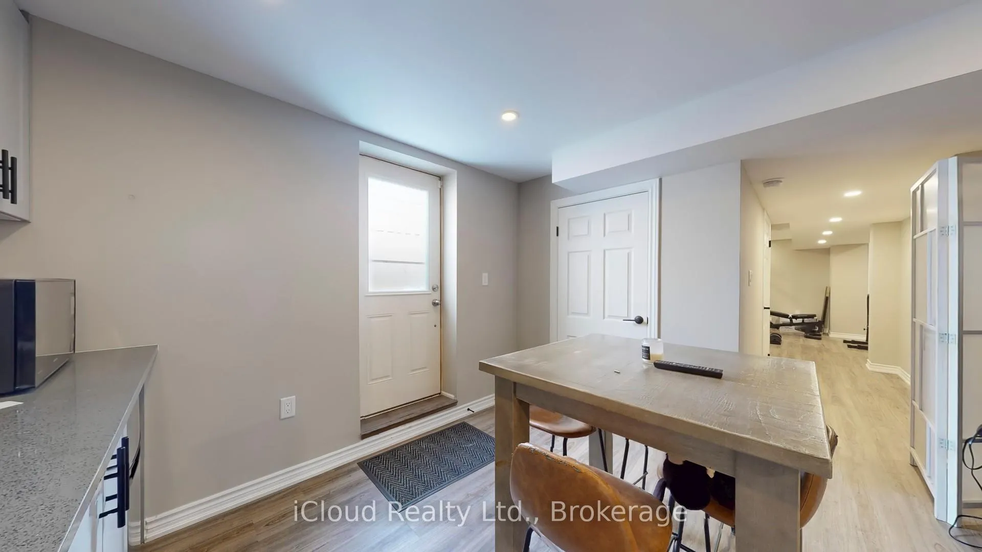 Photo 32 of 52 Tianalee Crescent, Brampton, Fletcher's Meadow — HOMEH
