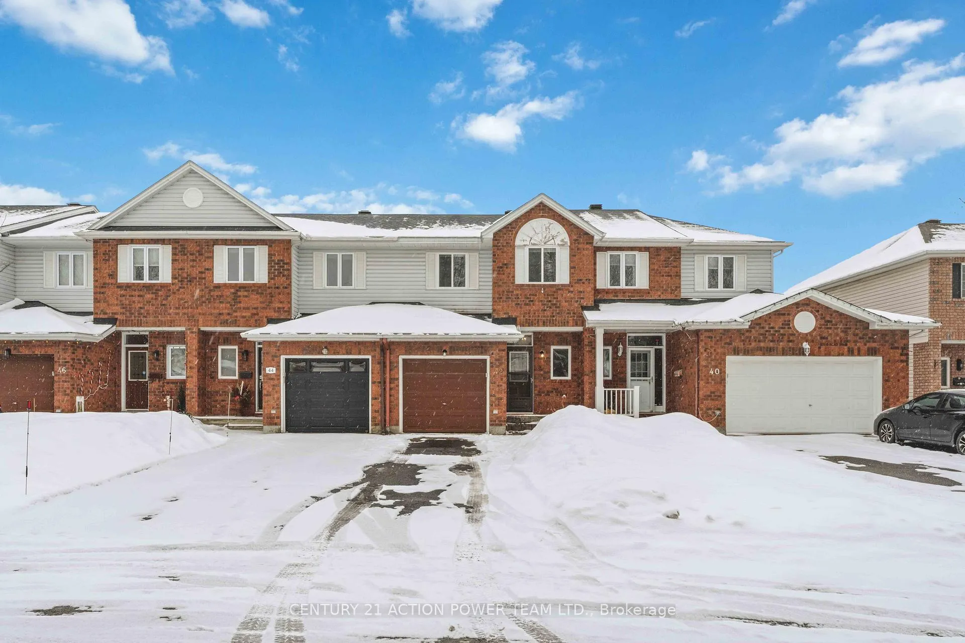 Photo 1 of 42 Sunnybrooke Drive, Ottawa, Kanata - Emerald Meadows/Trailwest — HOMEH