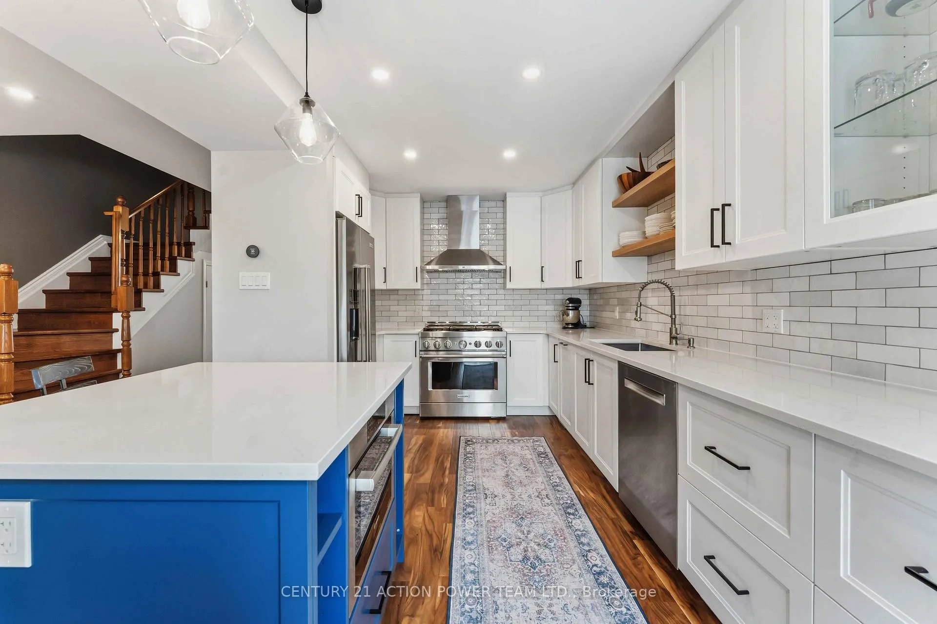 Photo 12 of 42 Sunnybrooke Drive, Ottawa, Kanata - Emerald Meadows/Trailwest — HOMEH