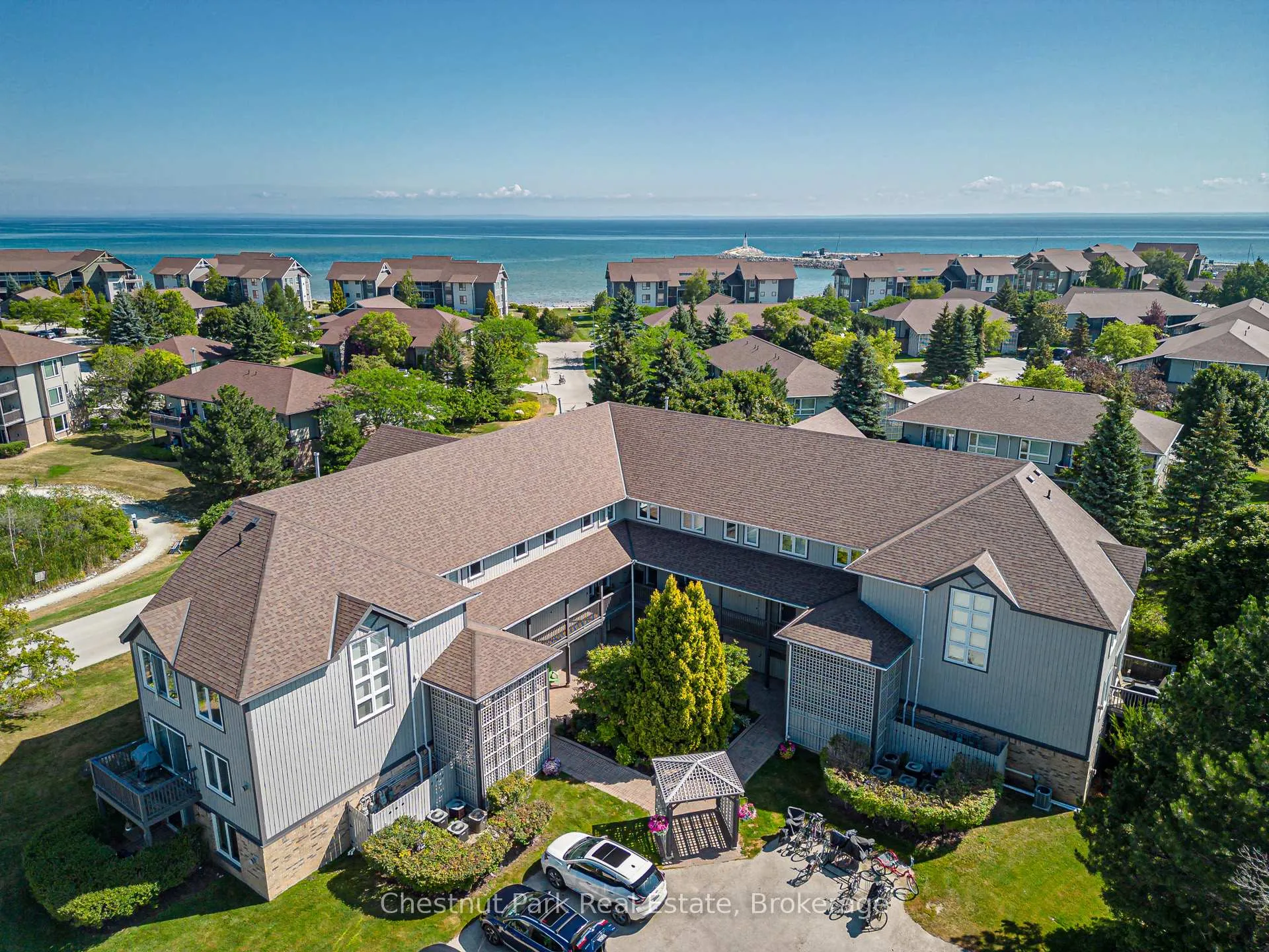 Photo 1 of 701 Johnston Park Avenue, Collingwood — HOMEH