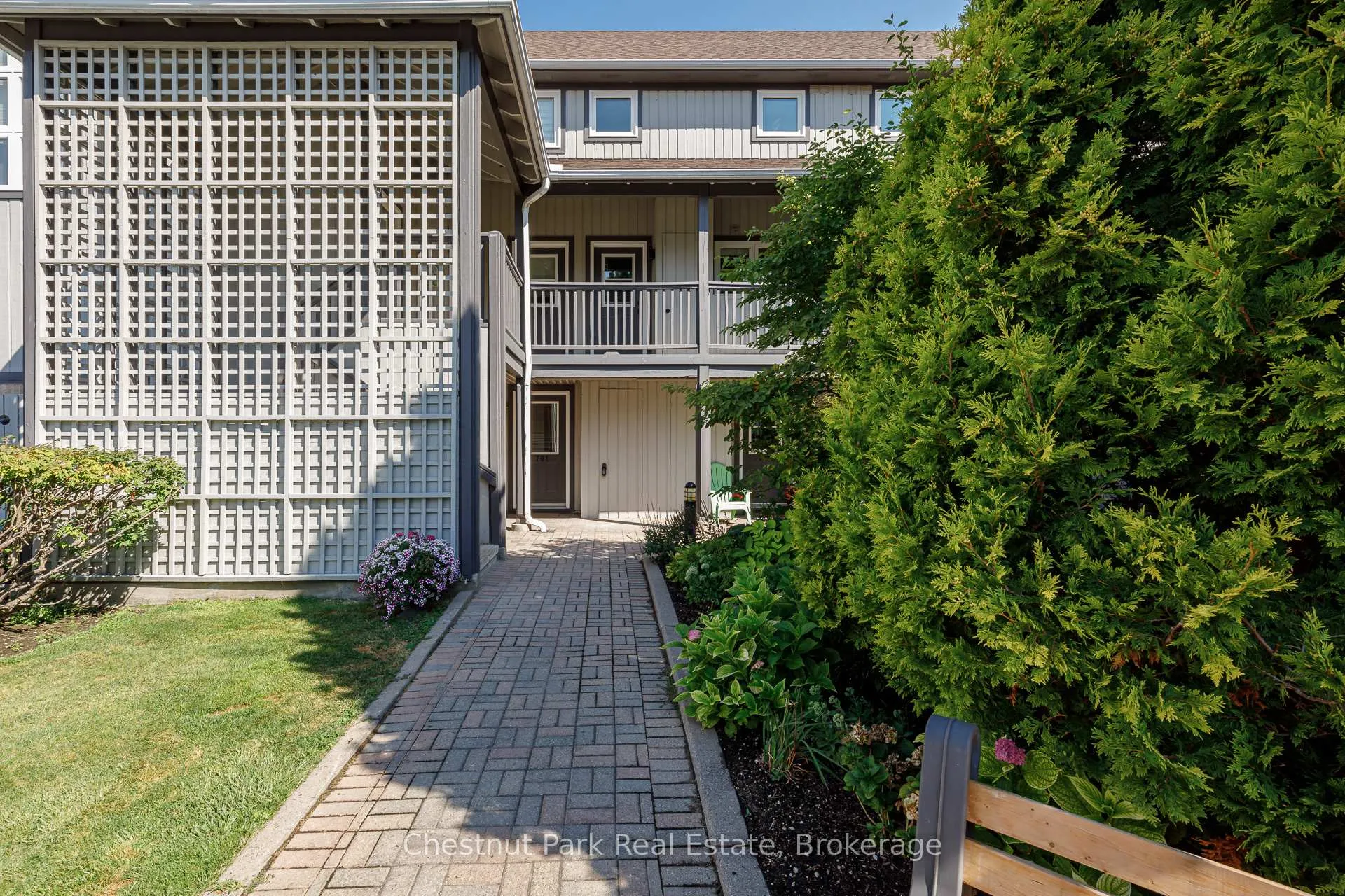 Photo 6 of 701 Johnston Park Avenue, Collingwood — HOMEH
