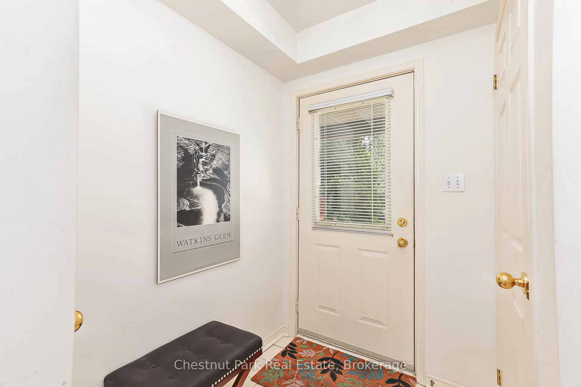 Photo 12 of 701 Johnston Park Avenue, Collingwood — HOMEH