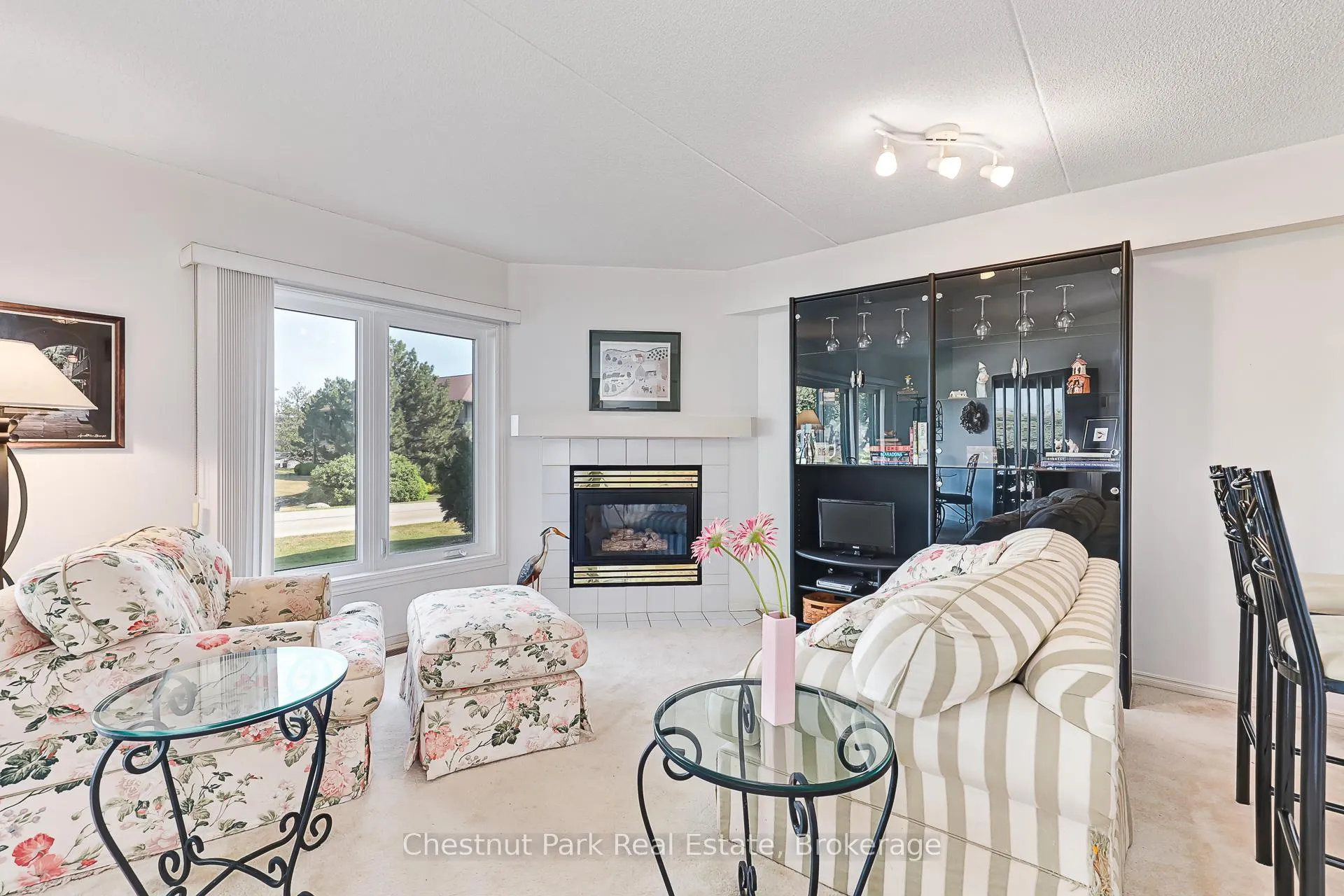 Photo 18 of 701 Johnston Park Avenue, Collingwood — HOMEH