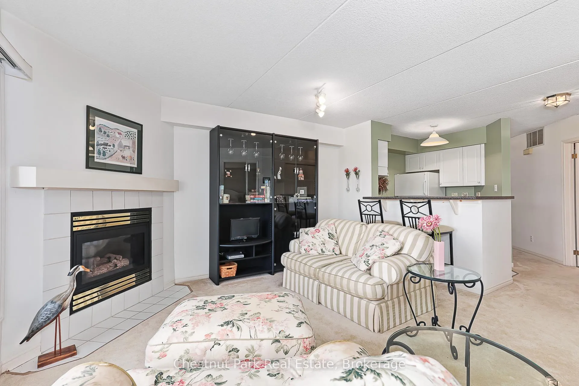 Photo 19 of 701 Johnston Park Avenue, Collingwood — HOMEH