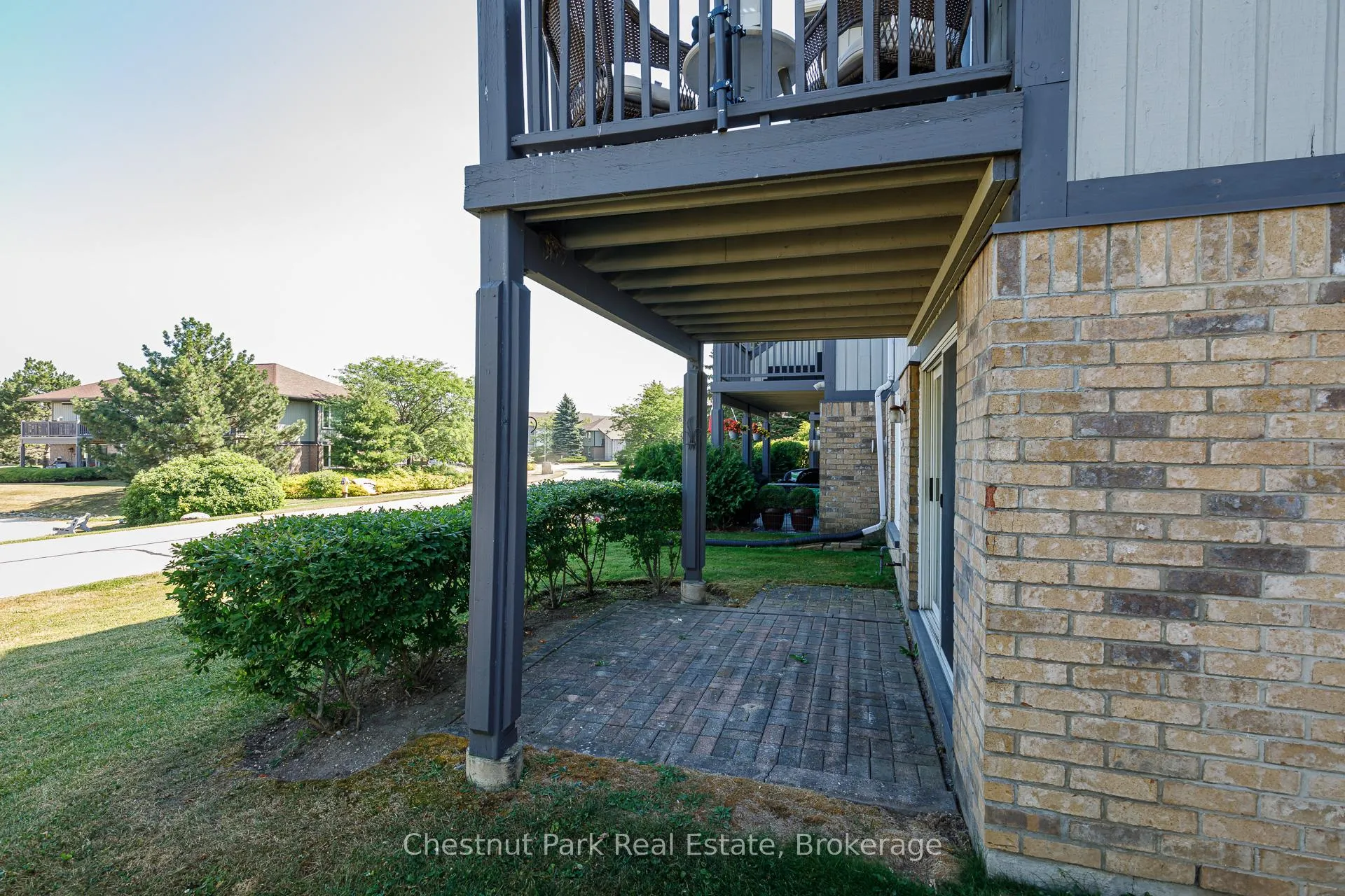 Photo 36 of 701 Johnston Park Avenue, Collingwood — HOMEH