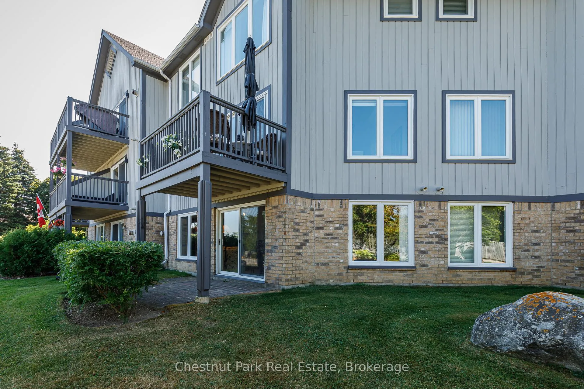 Photo 37 of 701 Johnston Park Avenue, Collingwood — HOMEH