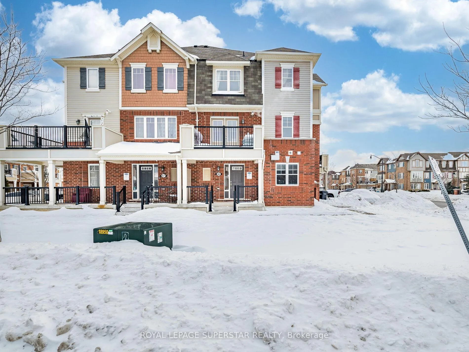 Photo 6 of 65 Aylesbury Drive, Brampton, Northwest Brampton — HOMEH