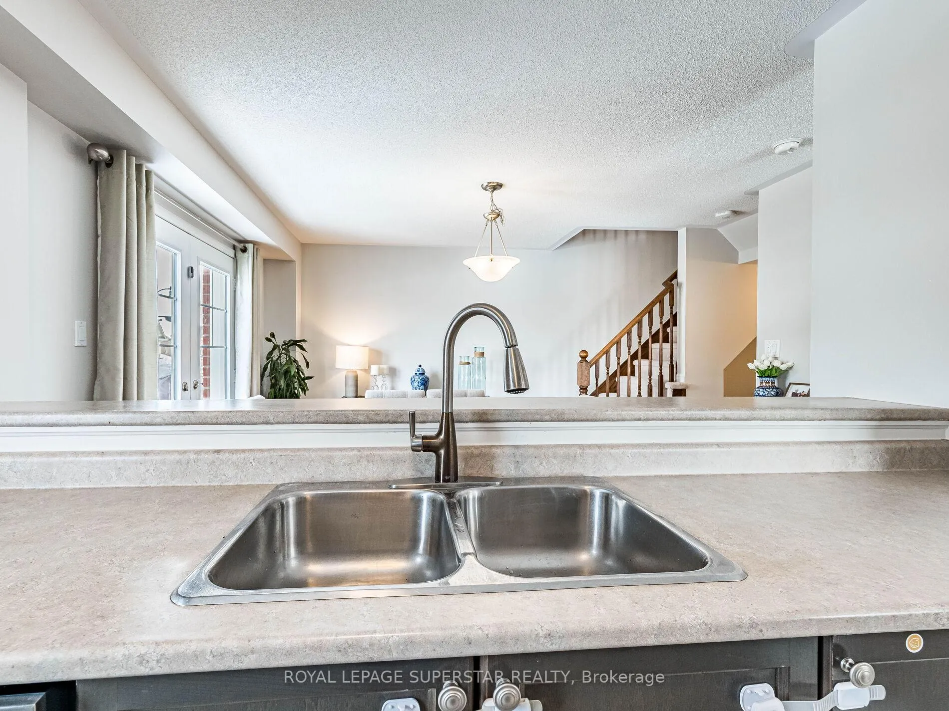 Photo 28 of 65 Aylesbury Drive, Brampton, Northwest Brampton — HOMEH