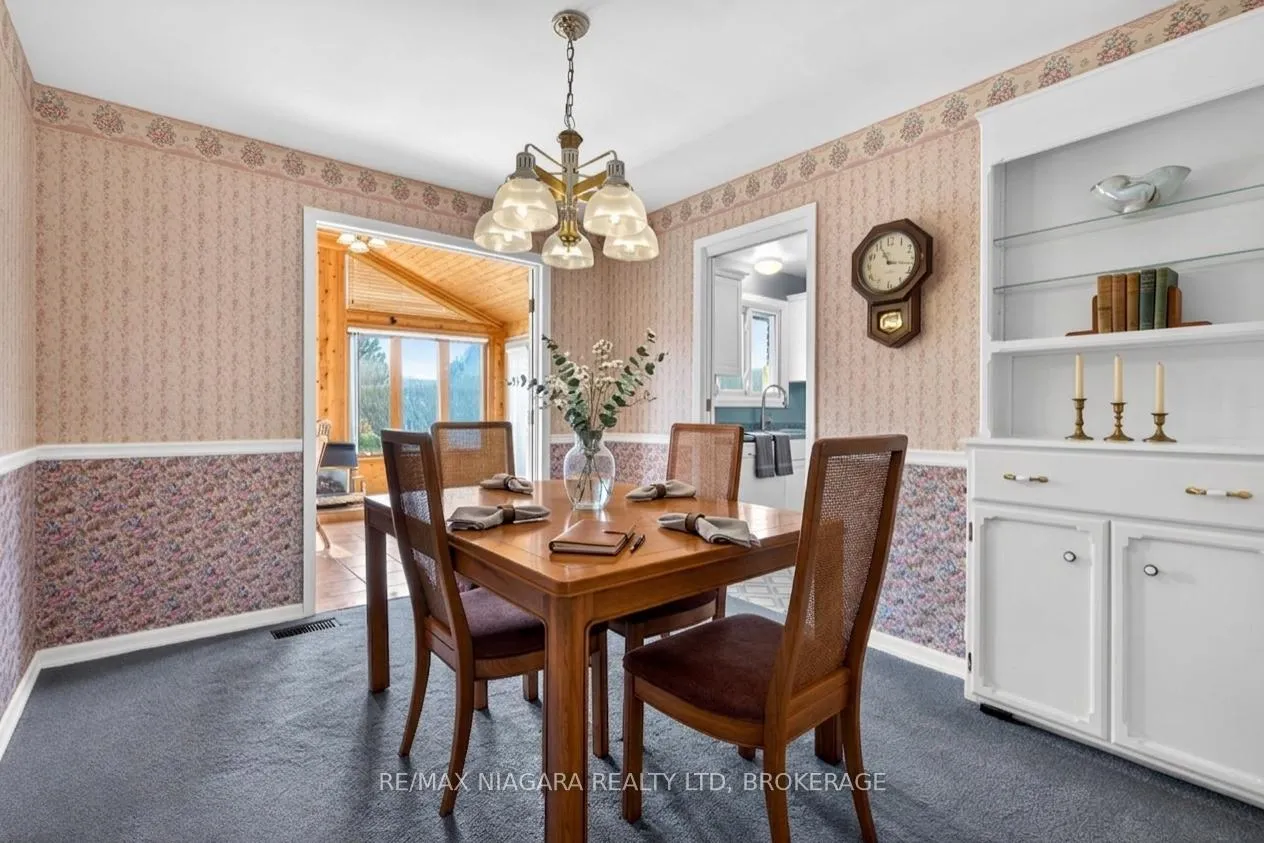 Photo 17 of 23 Almond Gardens, Grimsby, Grimsby Beach — HOMEH