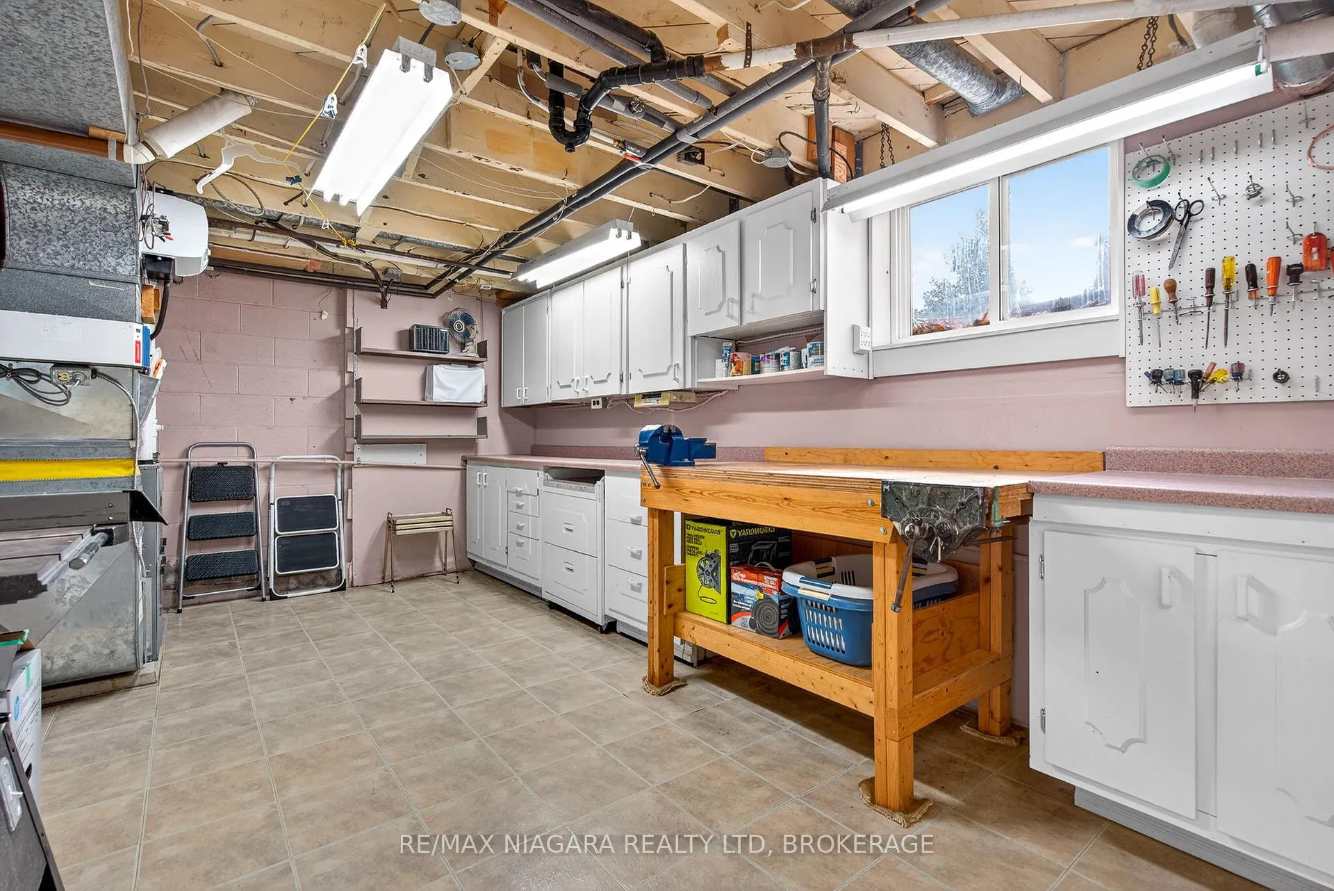 Photo 30 of 23 Almond Gardens, Grimsby, Grimsby Beach — HOMEH