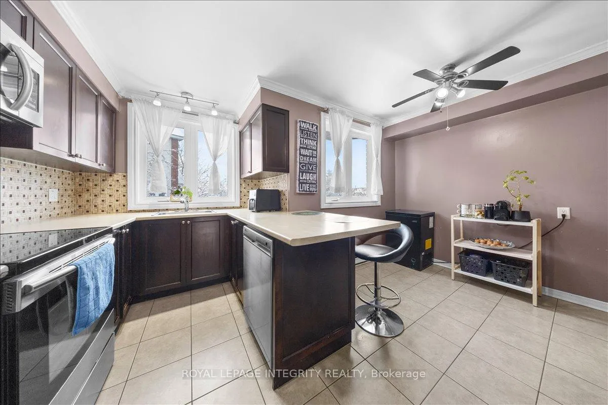 Photo 16 of 223 Briston Private, Ottawa, Hunt Club Park — HOMEH
