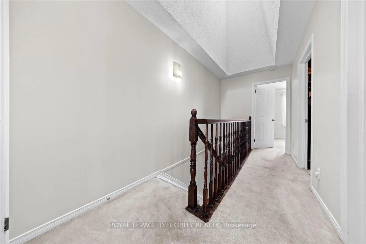 Photo 22 of 223 Briston Private, Ottawa, Hunt Club Park — HOMEH
