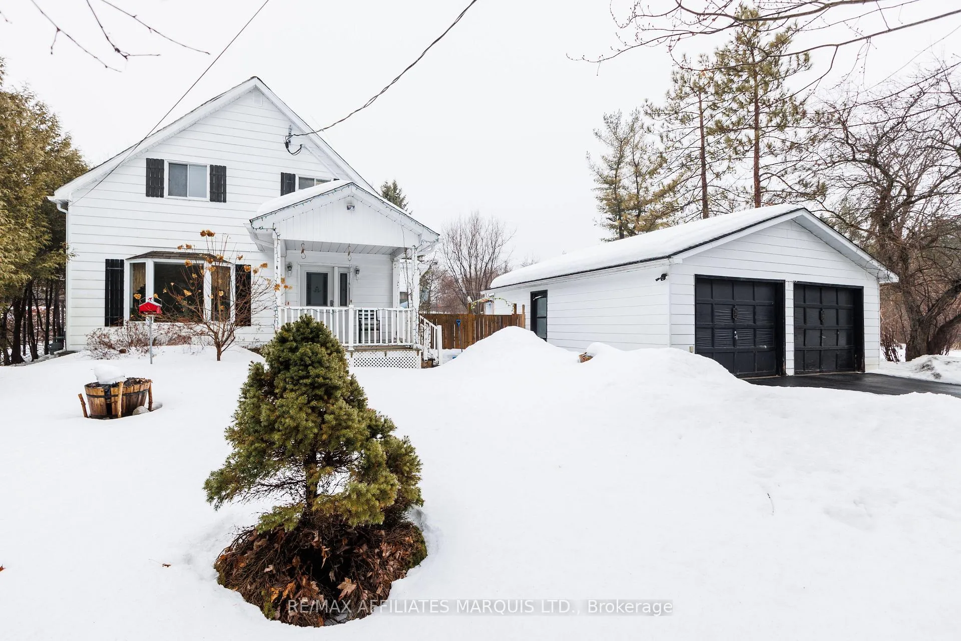 Photo 1 of 21940 Sauve Street, North Glengarry, North Glengarry (Lochiel) Twp — HOMEH