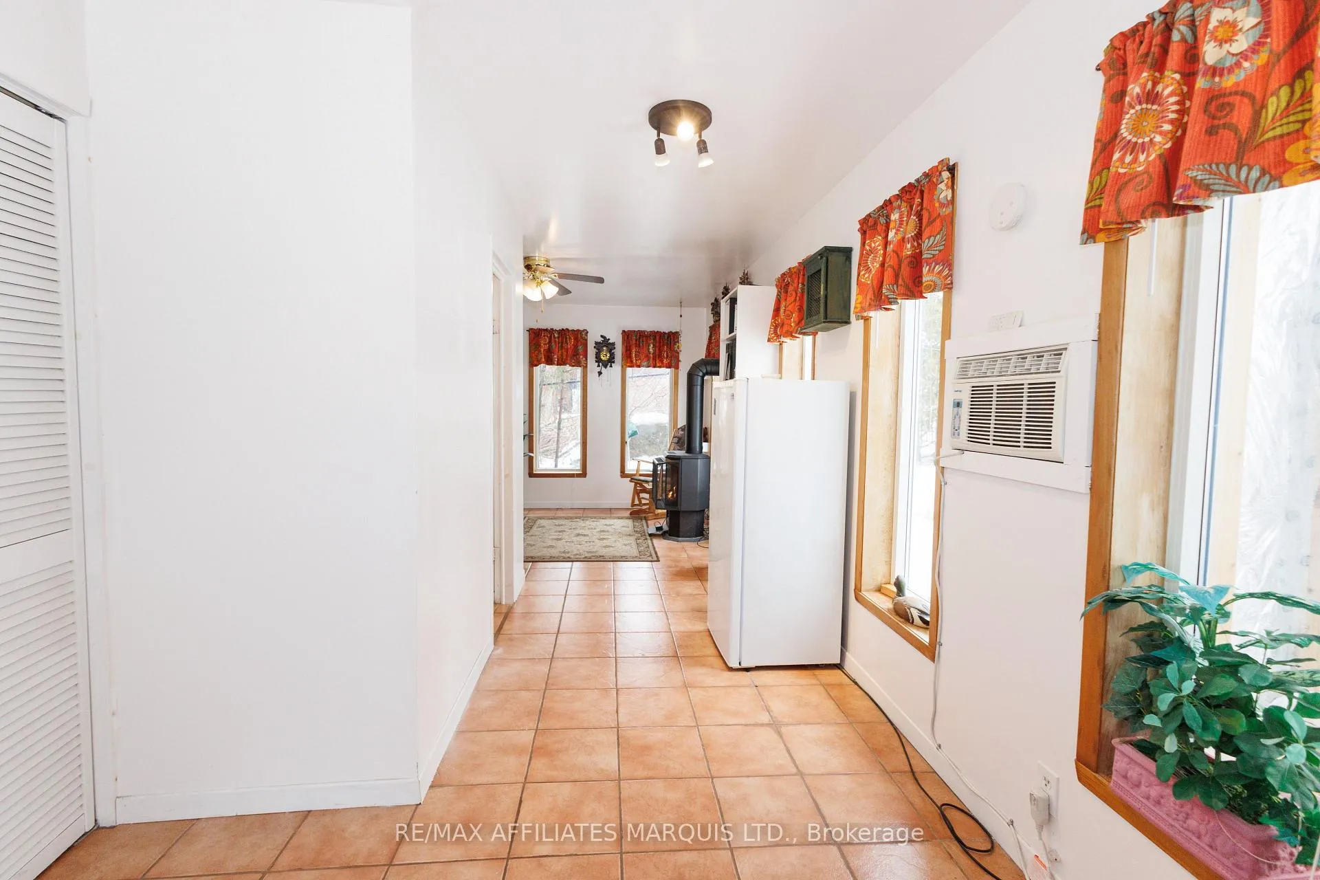 Photo 16 of 21940 Sauve Street, North Glengarry, North Glengarry (Lochiel) Twp — HOMEH
