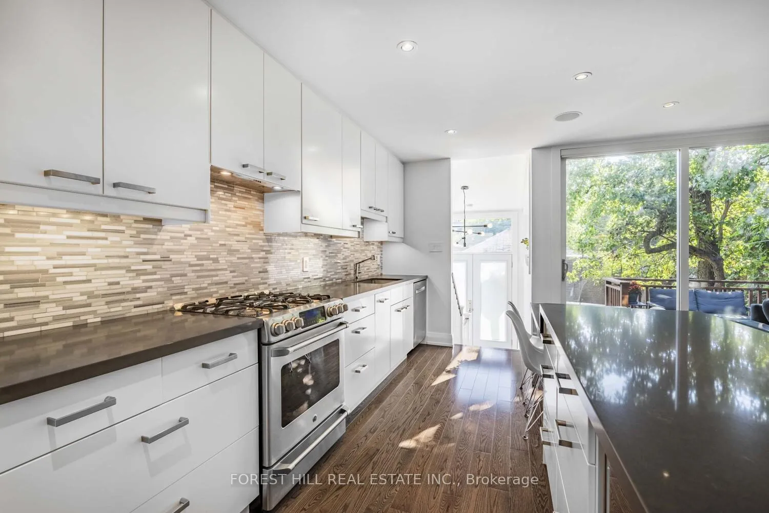 Photo 7 of 183 Wychwood Avenue, Toronto, Humewood-Cedarvale — HOMEH