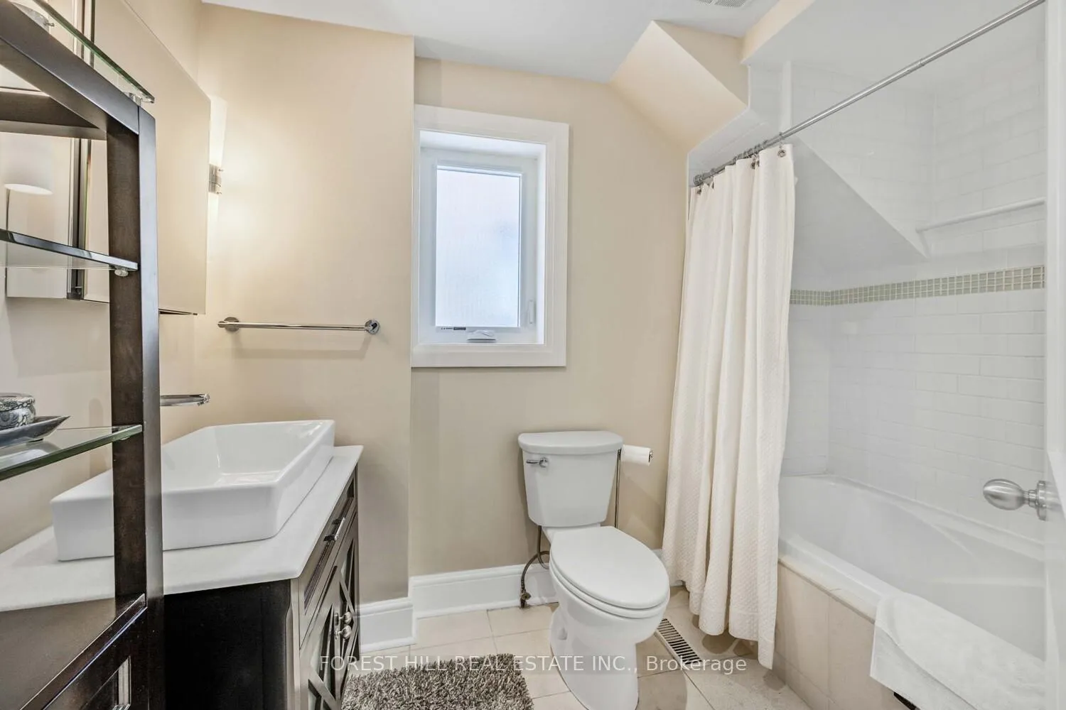 Photo 23 of 183 Wychwood Avenue, Toronto, Humewood-Cedarvale — HOMEH