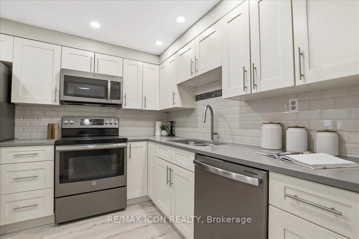 Photo 11 of Unit 309, 265 Westcourt Place, Waterloo — HOMEH